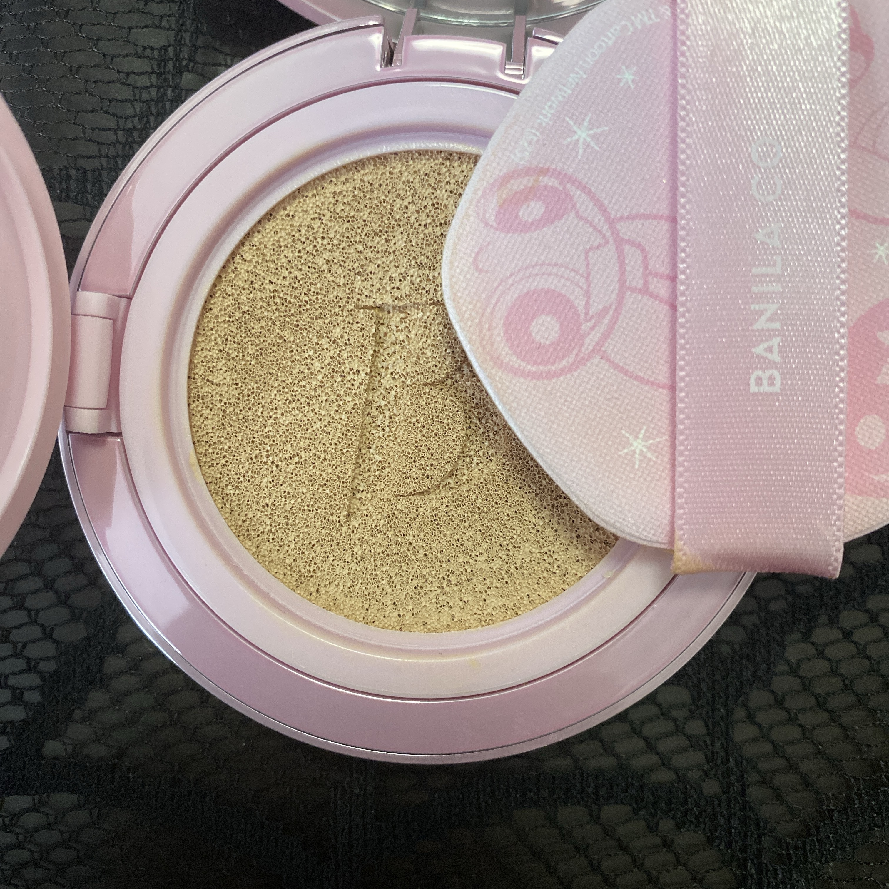 カバーリシャス アルティメット ホワイトクッション モイスチャー/BANILA CO/クッションファンデーションを使ったクチコミ（2枚目）