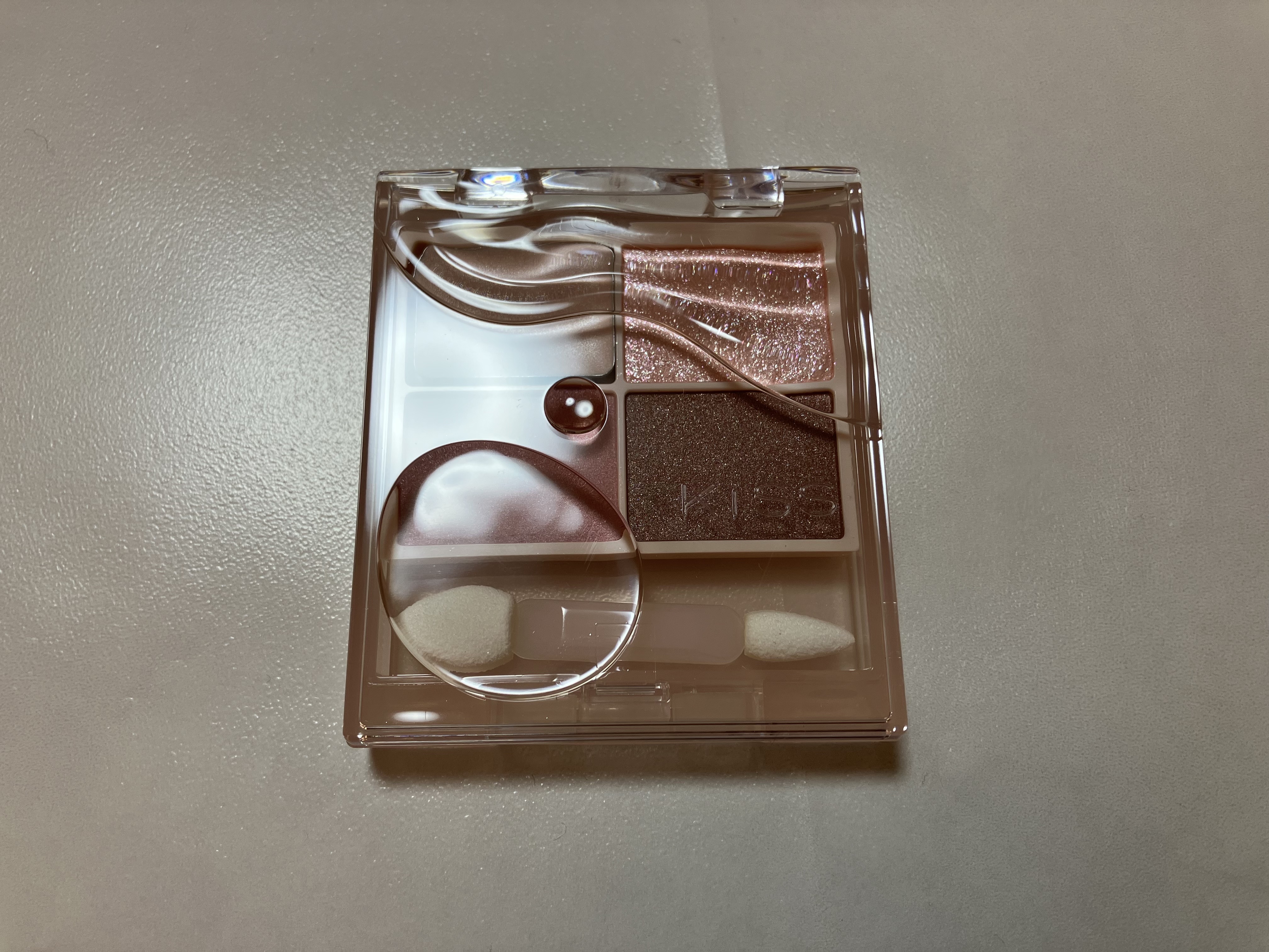 キス ズームアイポーション 04 ナデシコティアー/KiSS/アイシャドウパレットを使ったクチコミ（1枚目）