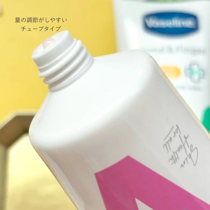 薬用ハンド&フィンガー/ヴァセリン/ハンドクリームを使ったクチコミ(2枚目)
