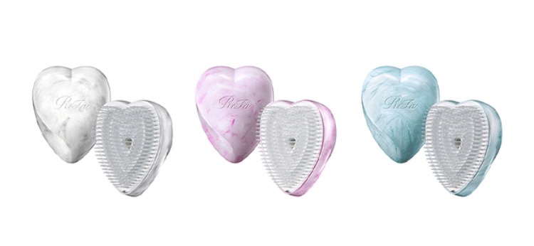 リファ ハートブラシ Silver Sky（シルバースカイ）/ReFa/頭皮ケアを使ったクチコミ（1枚目）