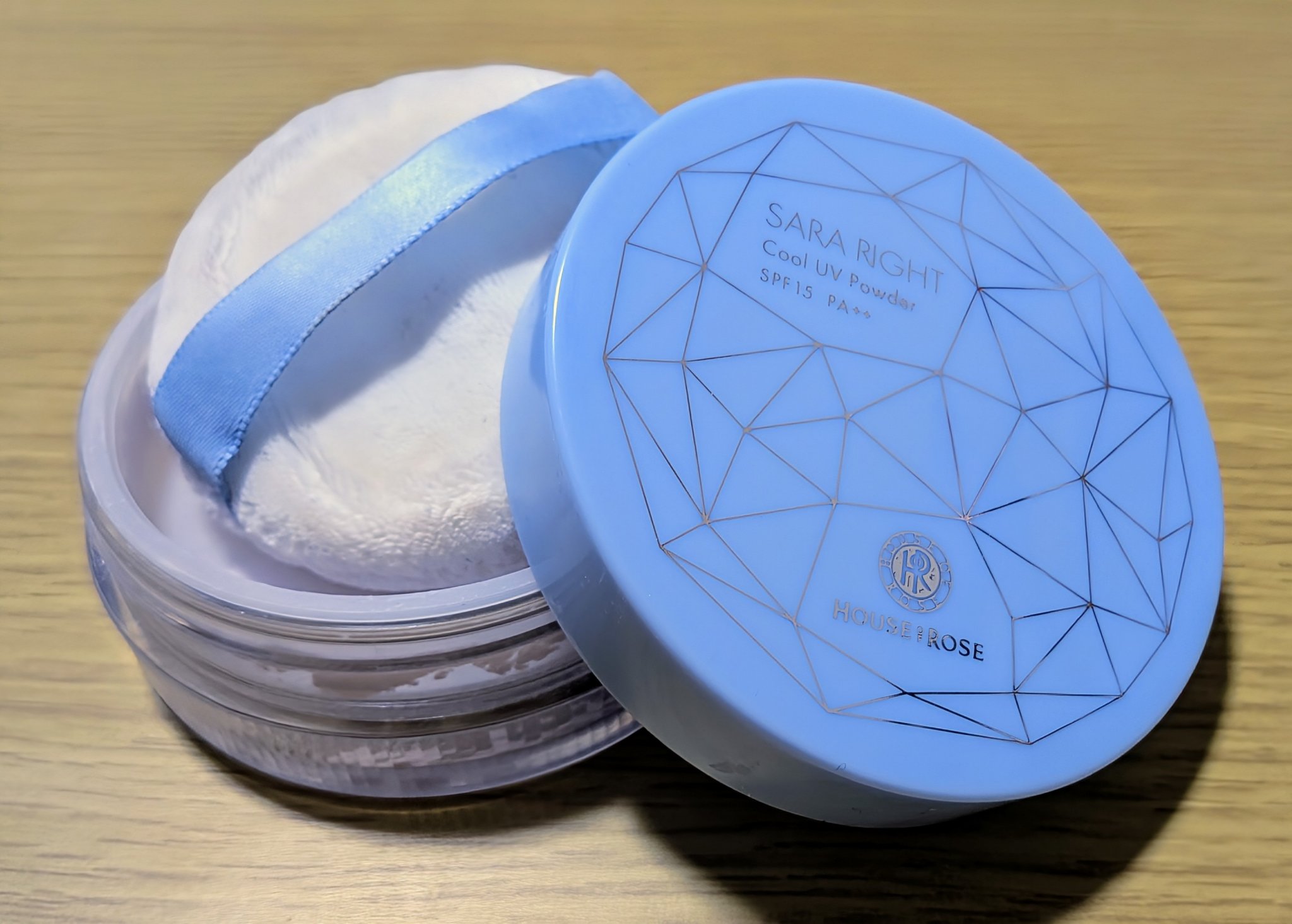 サラライト クールUVパウダー/ハウス オブ ローゼ/ルースパウダーを使ったクチコミ（1枚目）