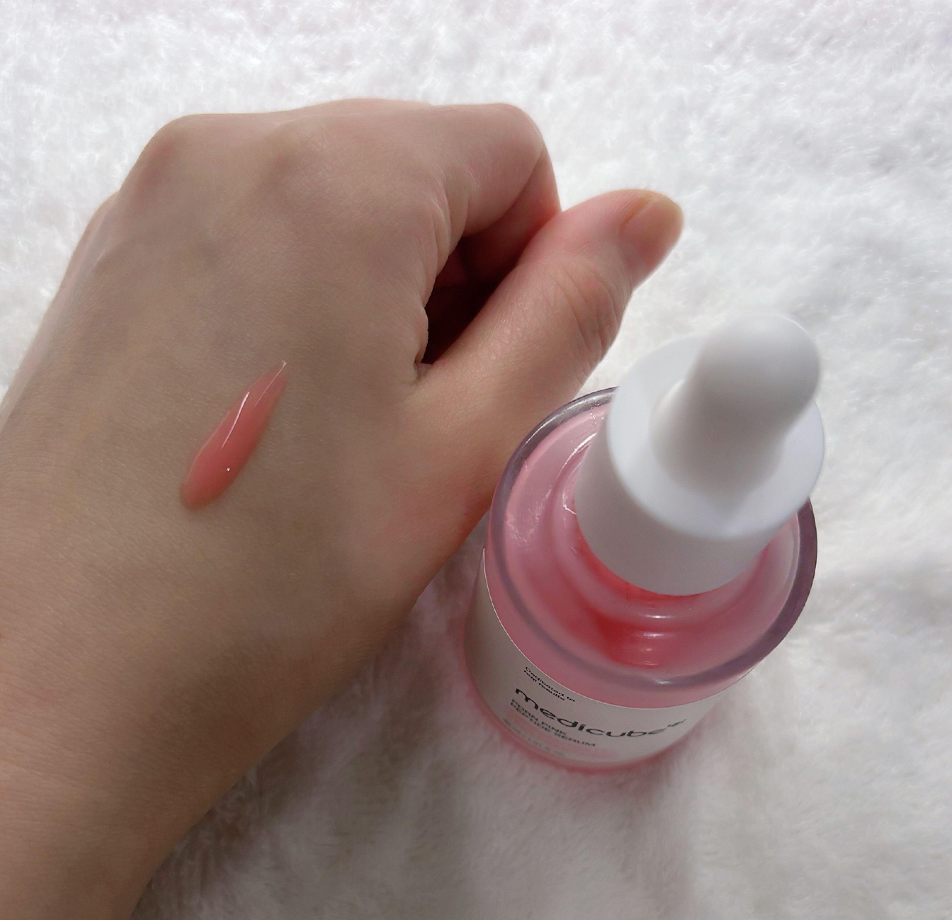 PDRNピンクアンプル PDRN 10,000ppm配合/MEDICUBE/美容液を使ったクチコミ（2枚目）