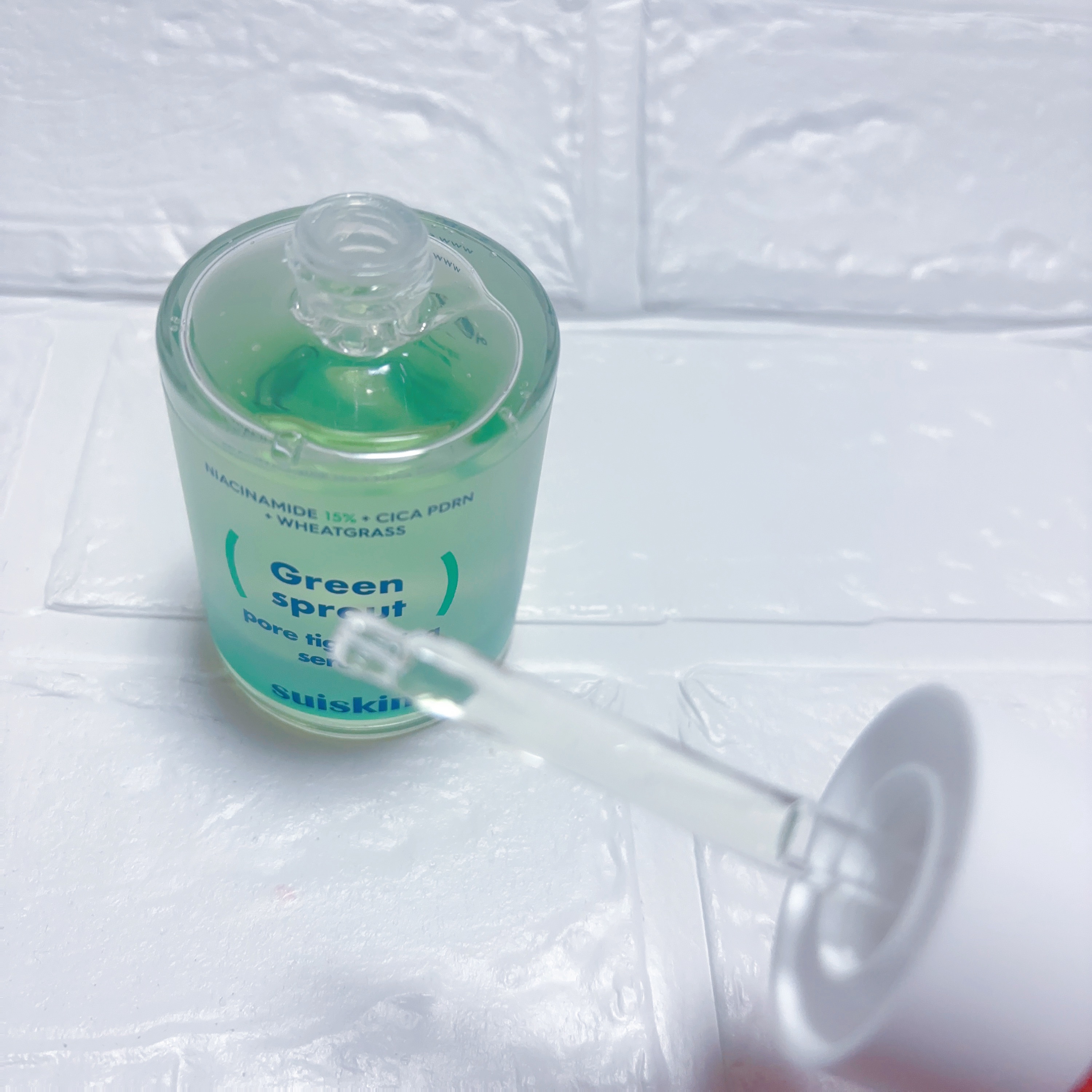 若芽ポアタイトニングセラム/suiskin/美容液を使ったクチコミ（2枚目）