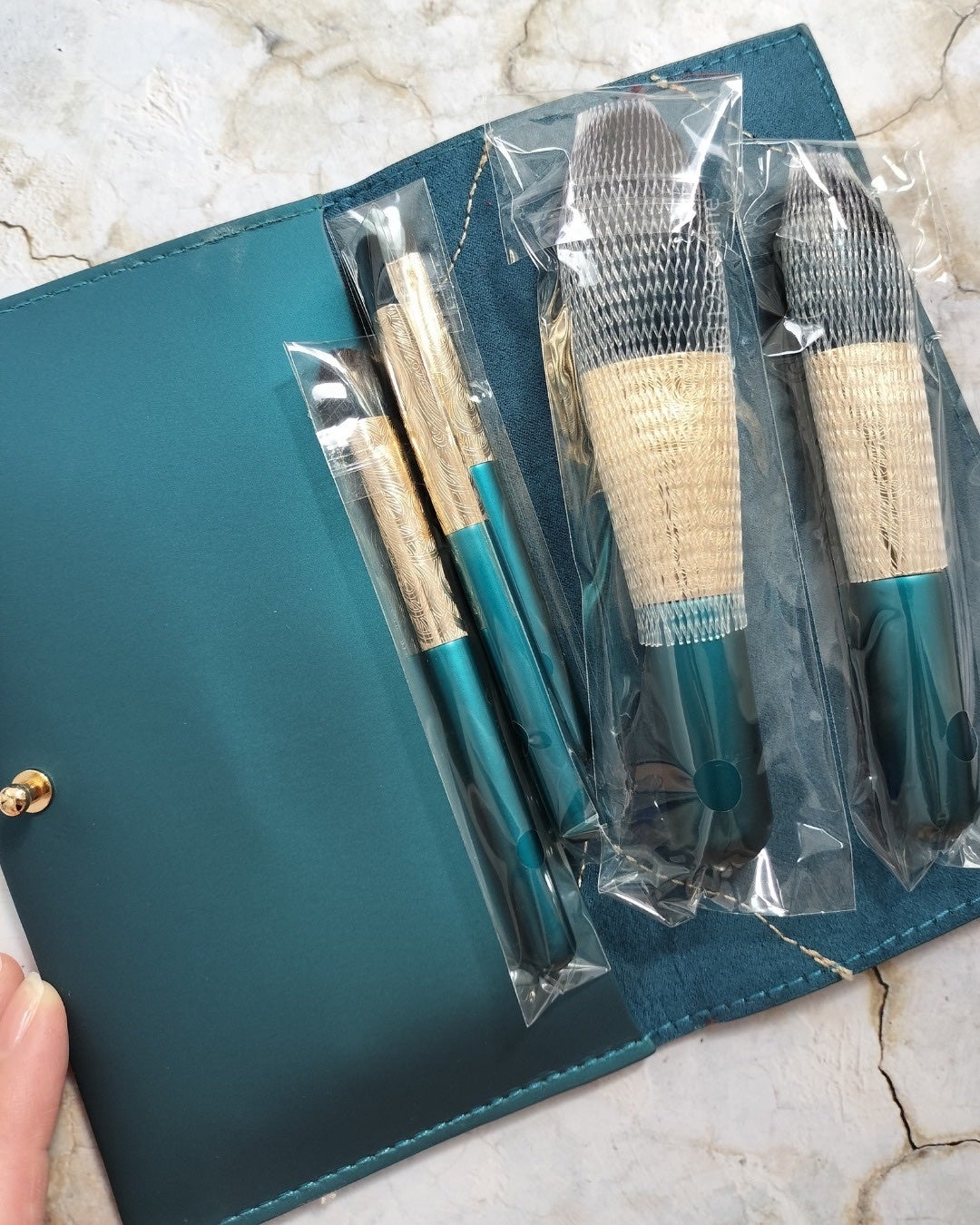 花浅染ブラシセット<タイ族限定>/花西子/メイクブラシを使ったクチコミ(4枚目)