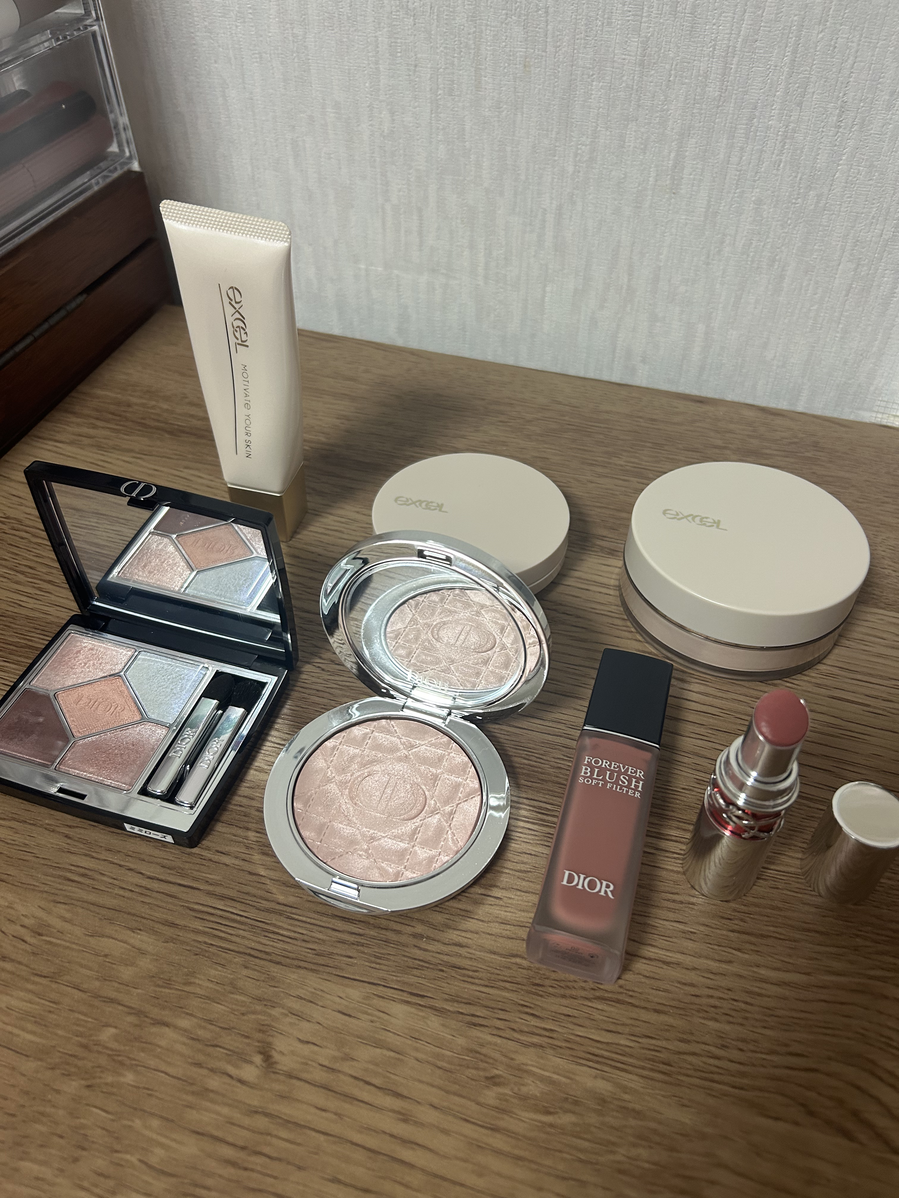 YSL ラブシャイン キャンディグレーズ/YVES SAINT LAURENT BEAUTE/口紅を使ったクチコミ（2枚目）