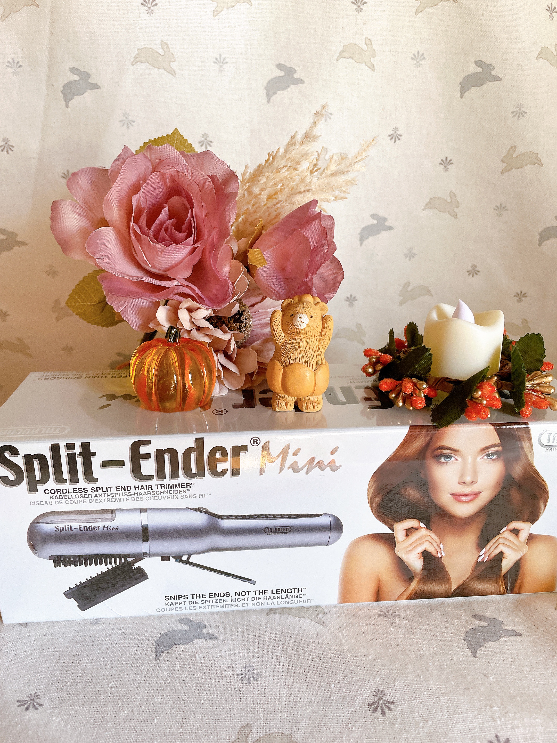 何年も気になっていたアイテム、スプリットエンダー✨️

やっとお迎えしました😆💕

枝毛やパヤ毛をカットしてくれる優れもの✨️
週末試してみたいと思います🙌💕

#スプリットエンダーミニ
#ふわツヤ秋冬ヘアレシピ 