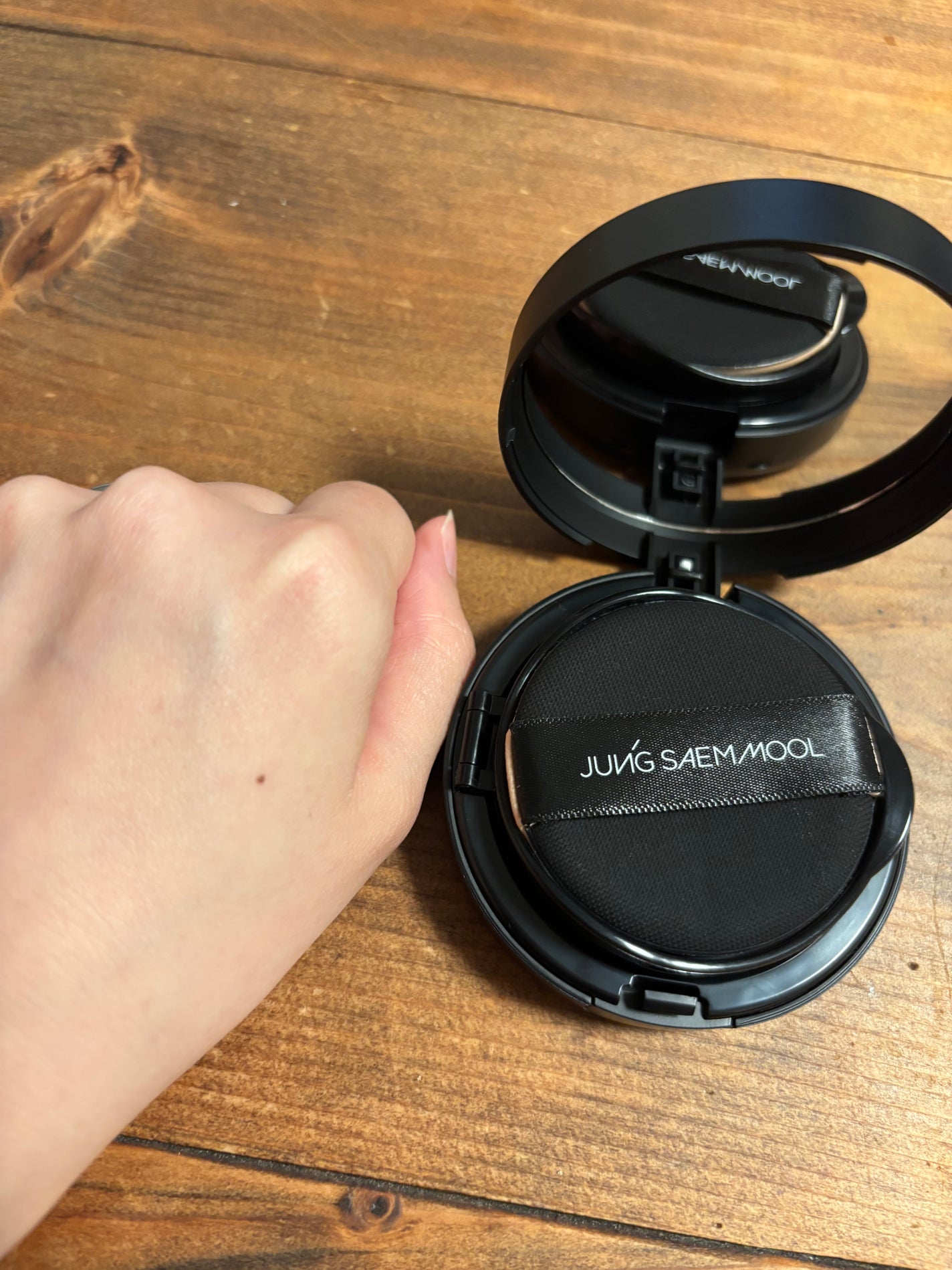 エッセンシャル スキン ヌーダー クッション/JUNG SAEM MOOL/クッションファンデーションを使ったクチコミ(3枚目)