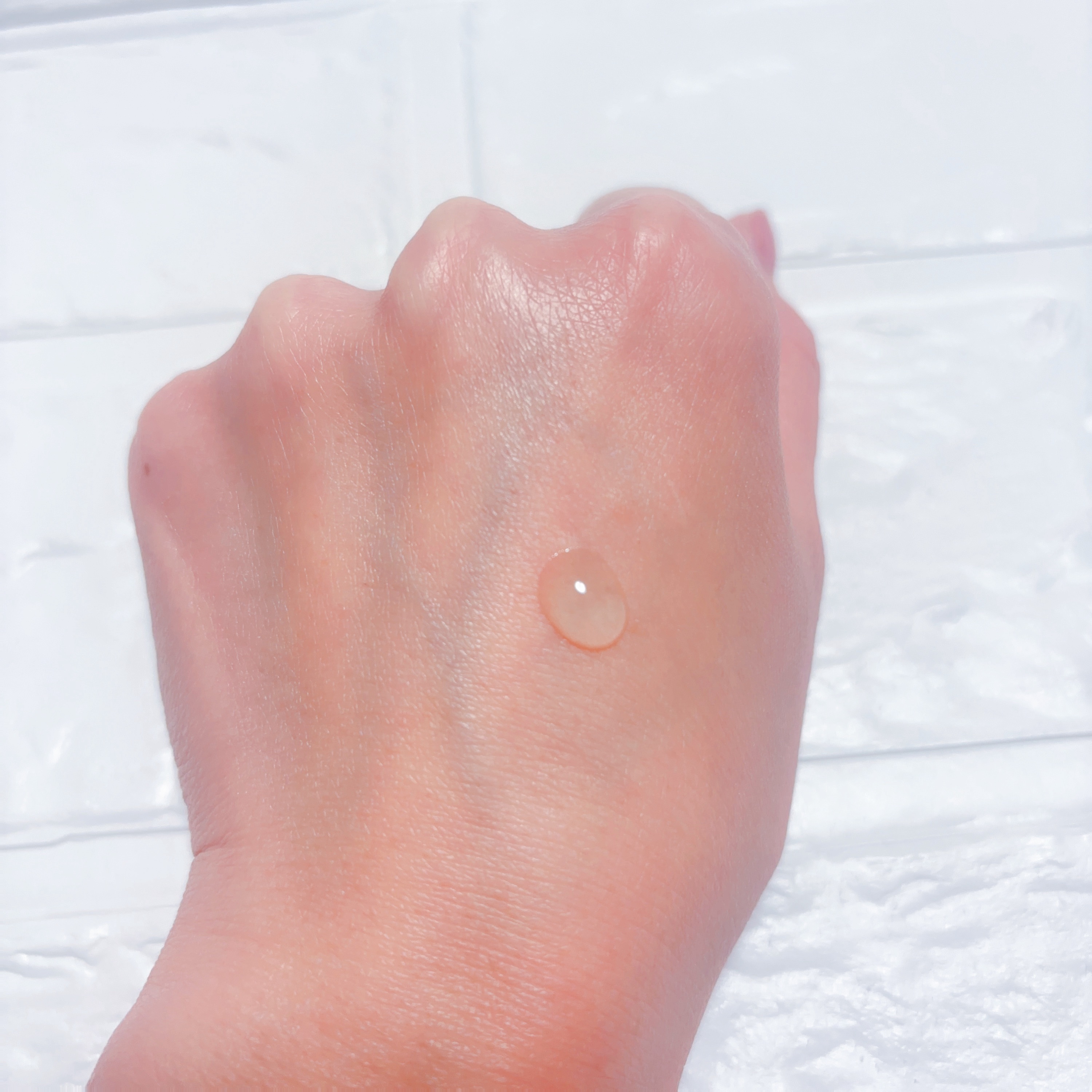 若芽ポアタイトニングセラム/suiskin/美容液を使ったクチコミ（3枚目）