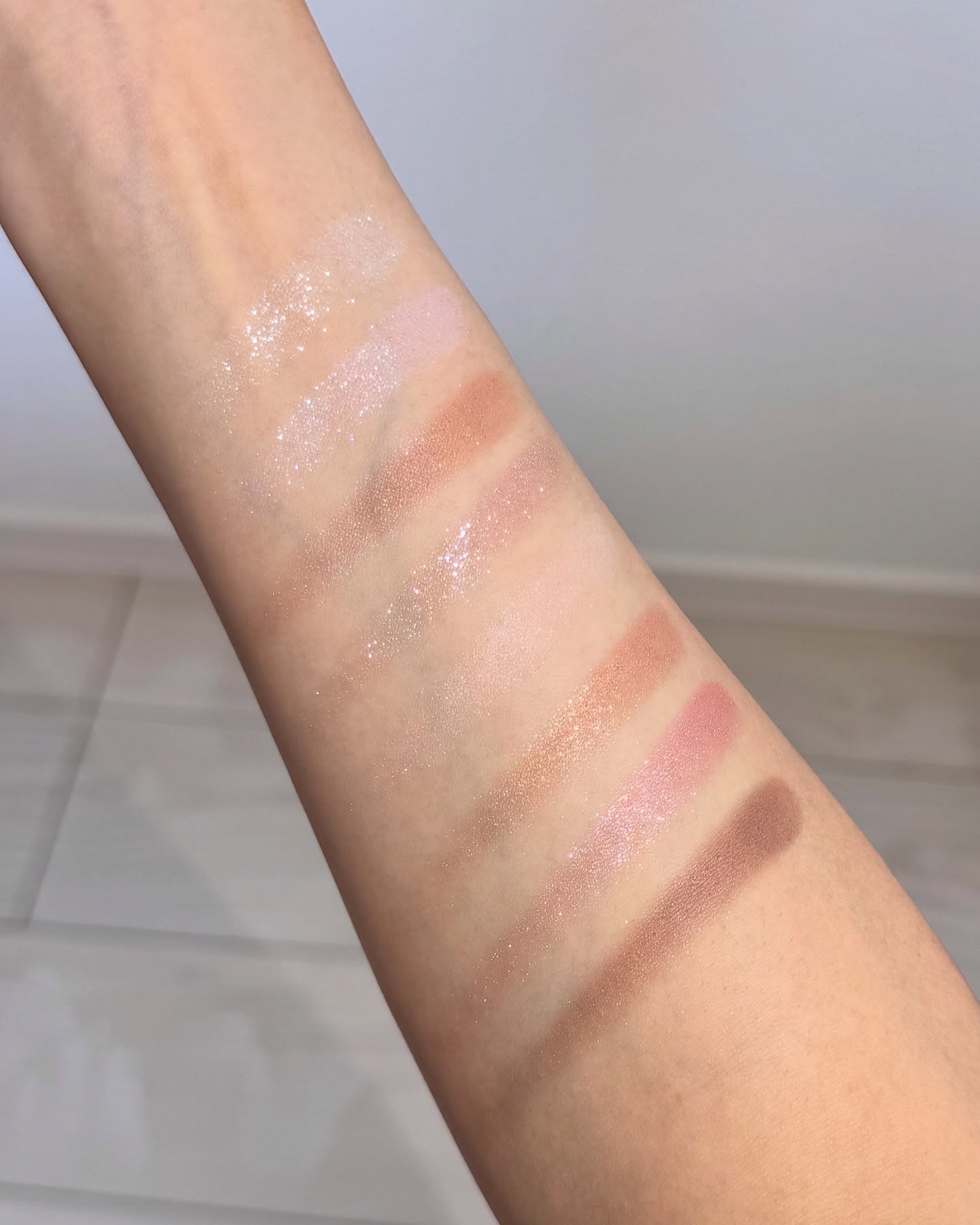 アイカラーレーション スペシャルエディション/LUNASOL/アイシャドウパレットを使ったクチコミ（3枚目）