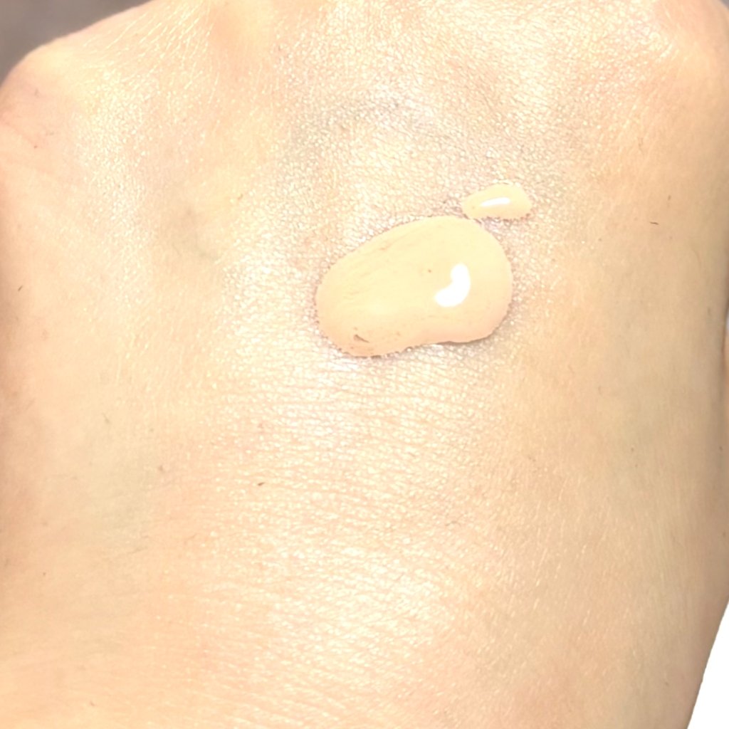 セラムフィット スキニー グローリキッドファンデーション ＃17 フェア/ByUR/リキッドファンデーションを使ったクチコミ（3枚目）