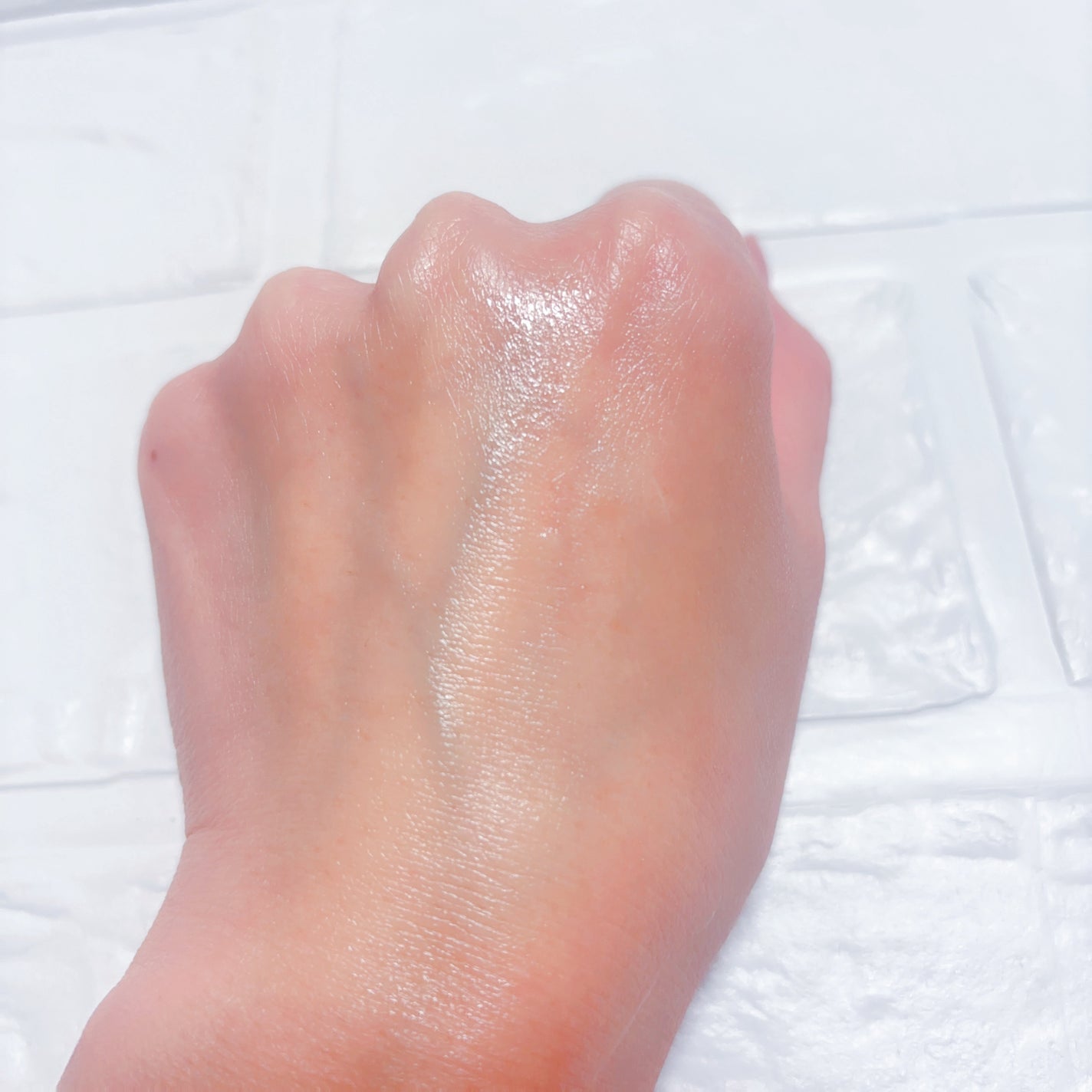 若芽ポアタイトニングセラム/suiskin/美容液を使ったクチコミ(4枚目)