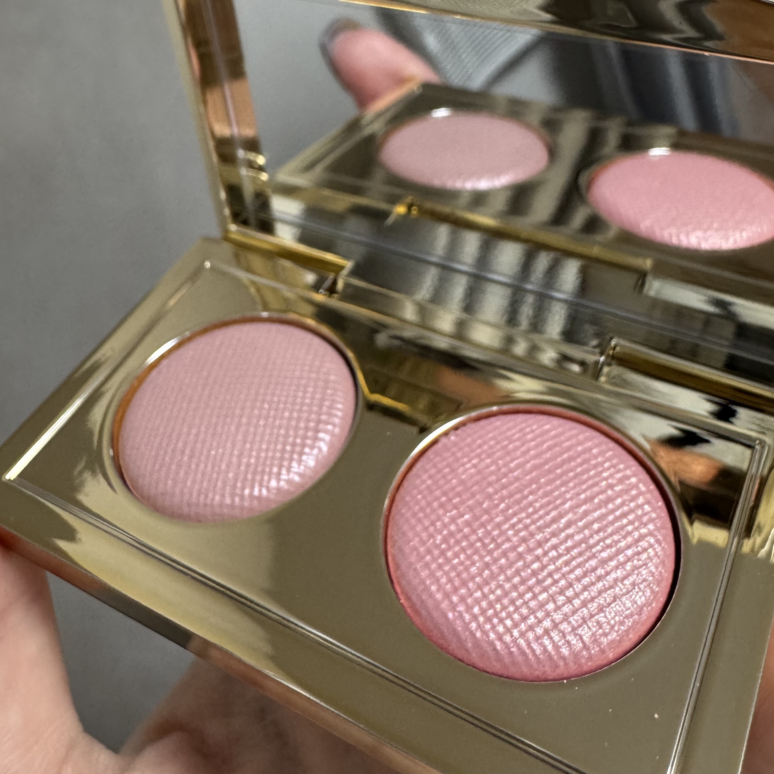 リュクス アイシャドウ デュオ/BOBBI BROWN/アイシャドウパレットを使ったクチコミ（3枚目）