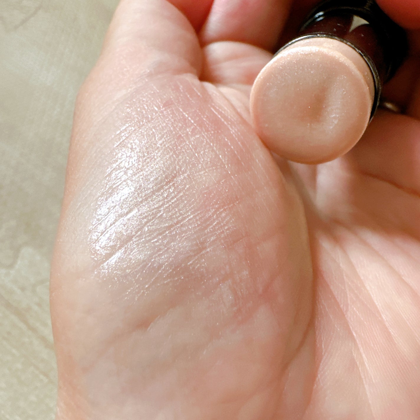 ボーム エサンシエル/CHANEL/スティックハイライトを使ったクチコミ(4枚目)