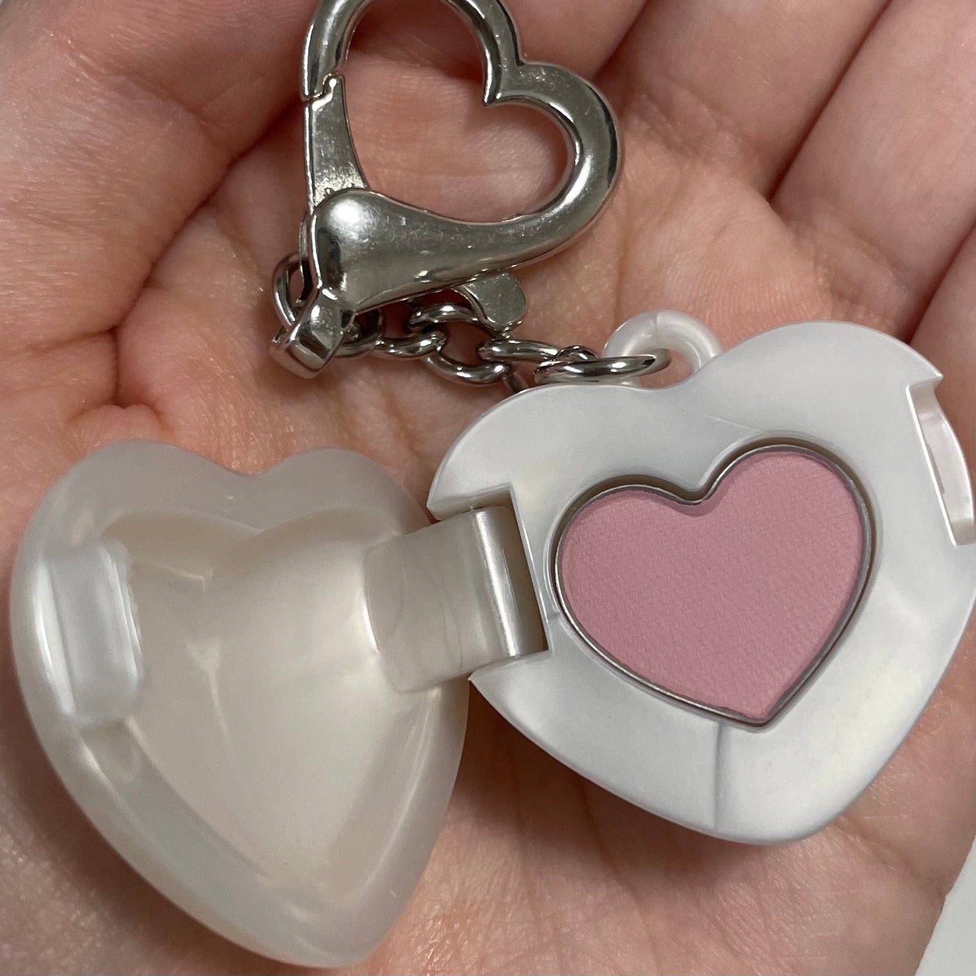 キャンディローリングポット/dasique/リップグロスを使ったクチコミ(4枚目)