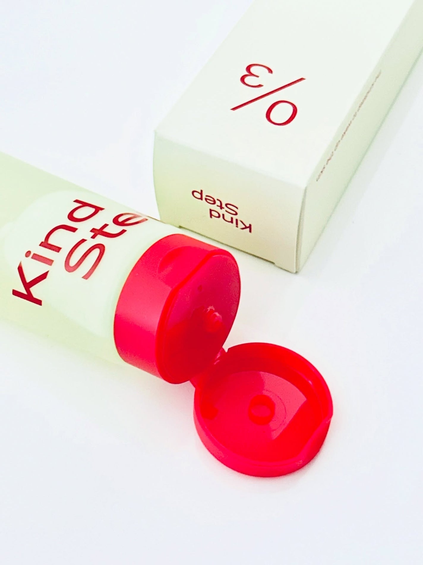 のぶあゆ on LIPS 「.毛穴汚れもメイクもまとめてオフしたい方へ✨KindStep..」(2枚目)