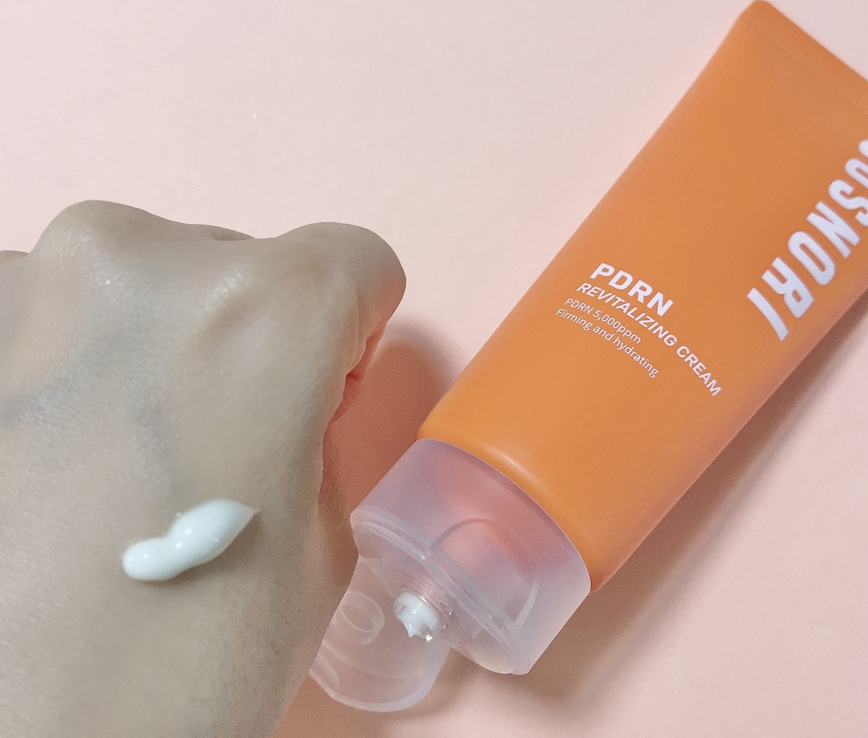 COSNORI PDRN リバイタラジングクリームのクチコミ「COSNORI
PDRN リバイタラジングクリーム

サーモン由来のPDRN成分が、潤いのある.....」（3枚目）