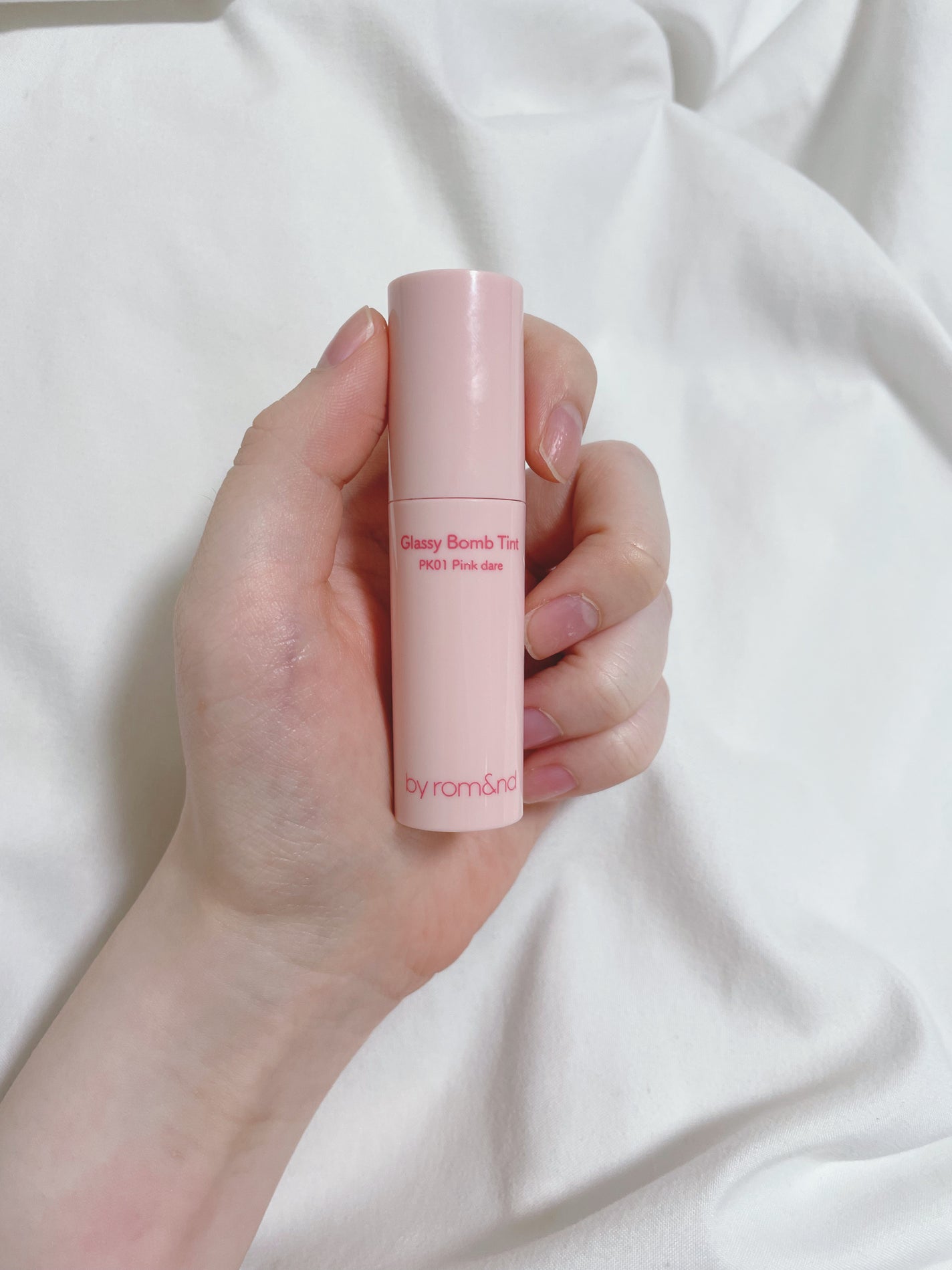 アンドバイロムアンド グラッシーボムティント/&nd by rom&nd/リップティントを使ったクチコミ(1枚目)