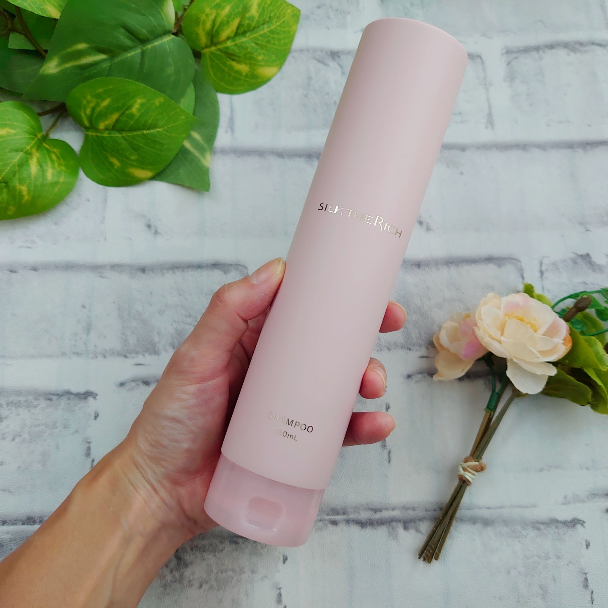 SILK THE RICH ハイモイスト&リペア シャンプー・トリートメント/SILK THE RICH/市販シャンプーを使ったクチコミ（2枚目）