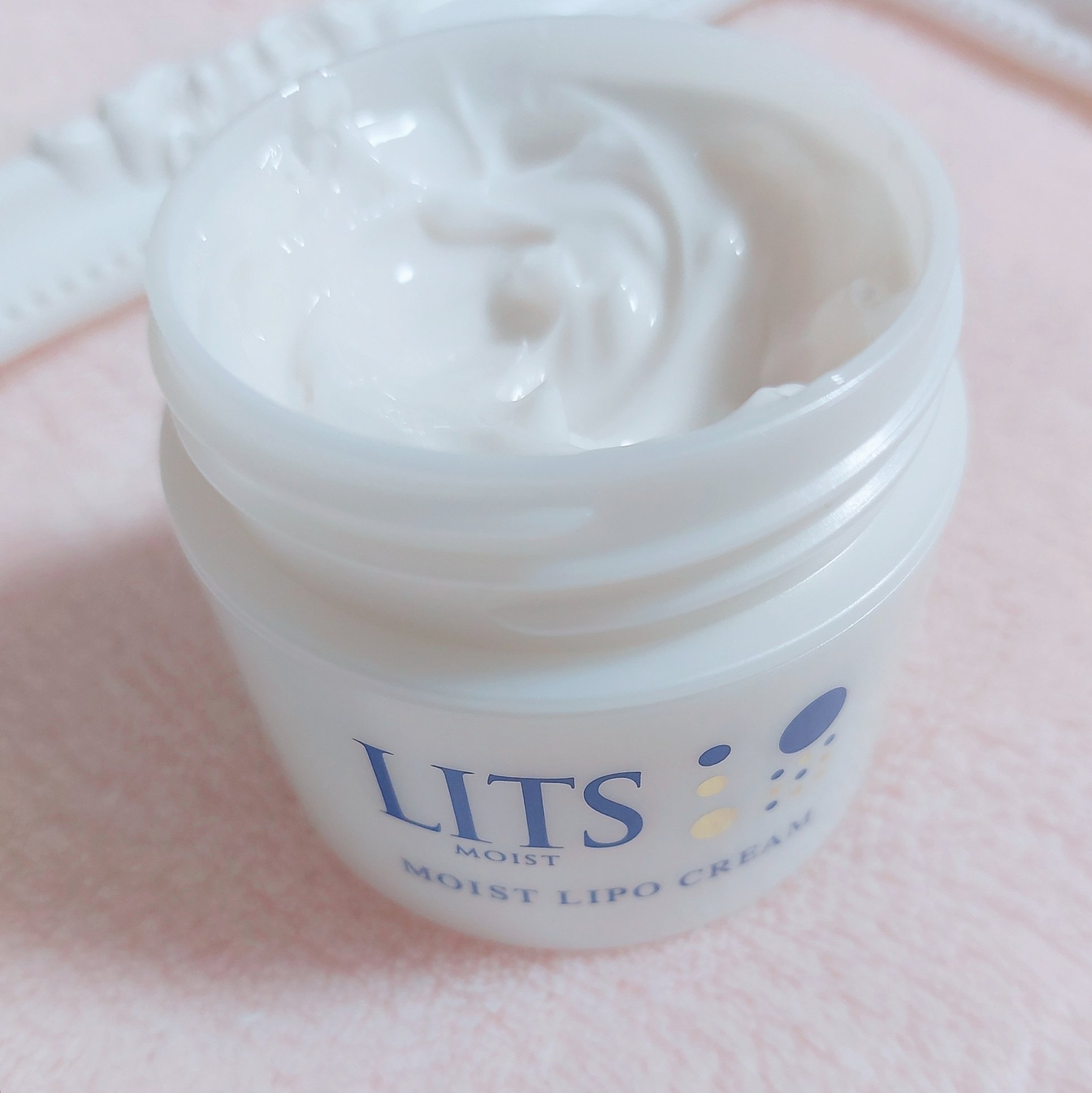 リッツ モイスト リポクリーム/リッツ/フェイスクリームを使ったクチコミ（2枚目）