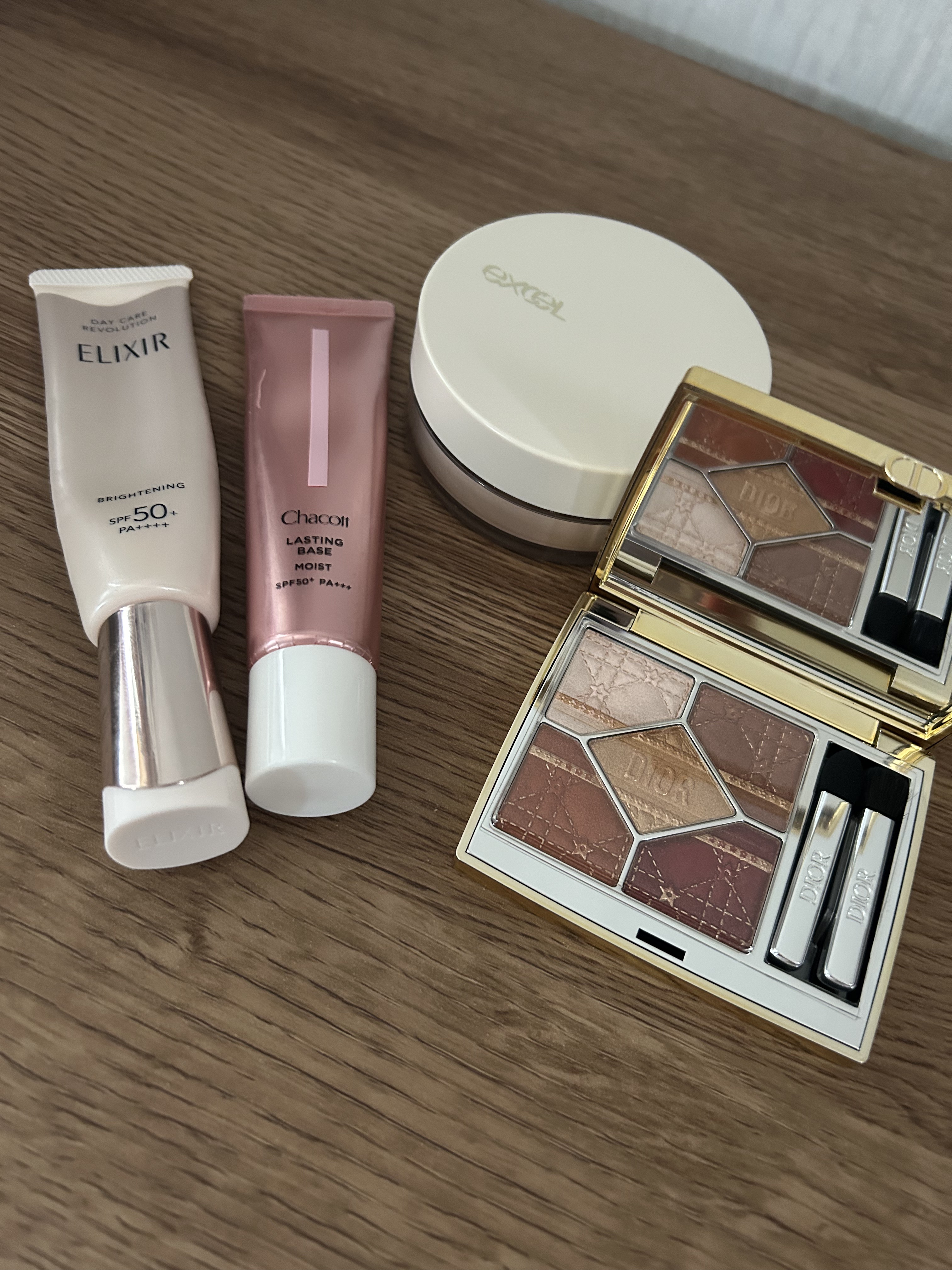 ラスティングベース モイストC/チャコット・コスメティクス/化粧下地を使ったクチコミ（2枚目）