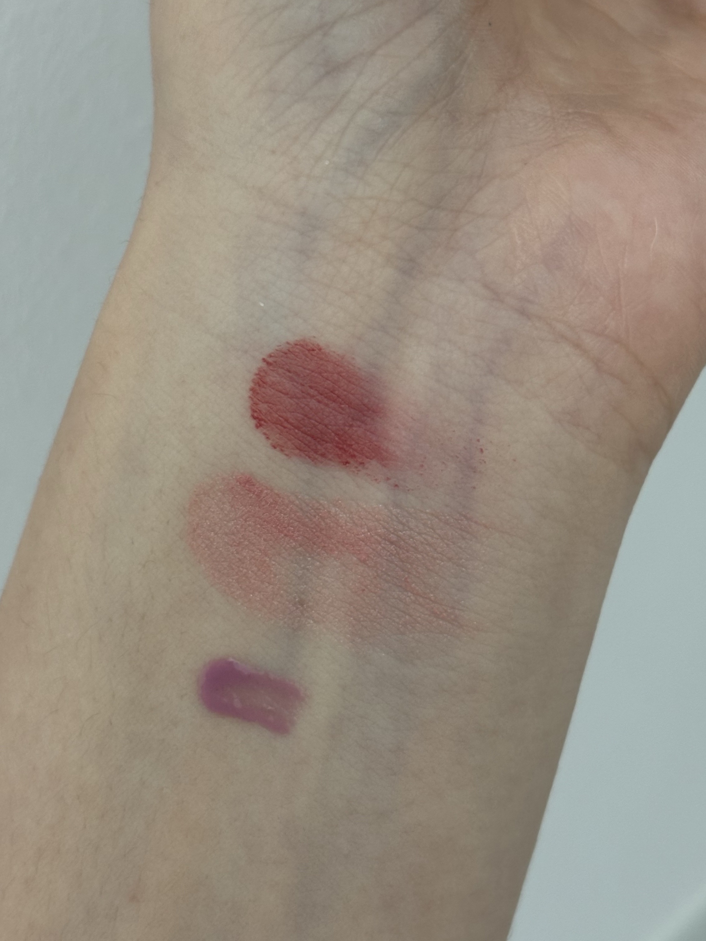 アディクション ザ リキッドブラッシュ フォギー 001 Pillow Dream/ADDICTION/リキッドチークを使ったクチコミ（2枚目）