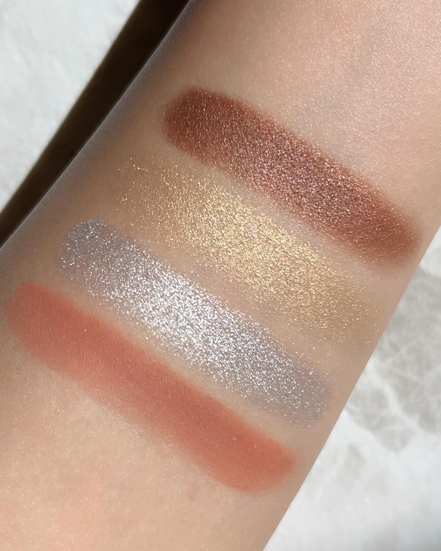 ゲラン　アイシャドウ　オンブル ジェ520 オンブル ジェ ⋅ オンブル ジェ 520 ステラー グロウ | ゲラン