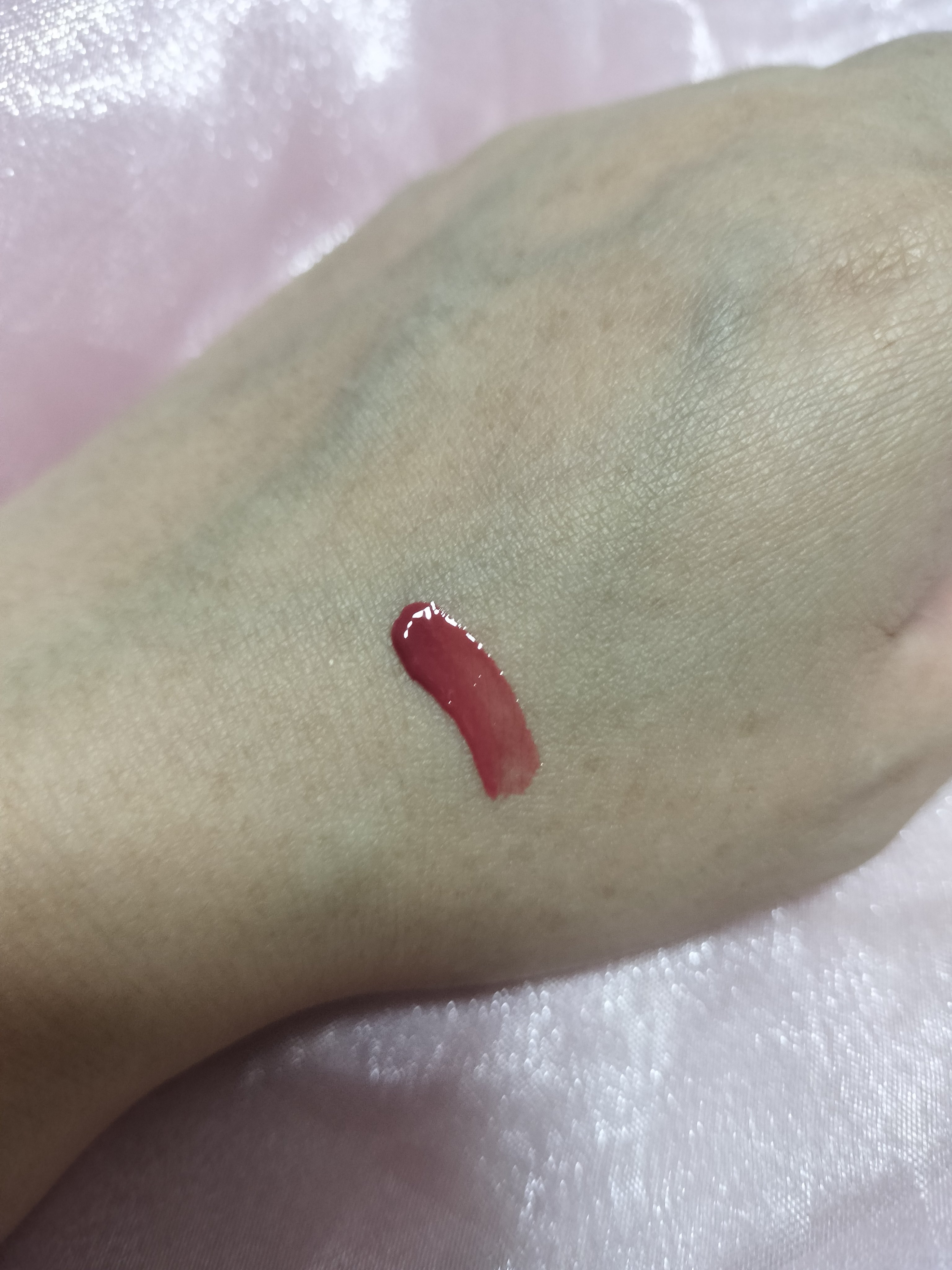 ザ ジューシーラスティングティント 20 ジュジュフィグ/rom&nd/リップティントを使ったクチコミ（2枚目）