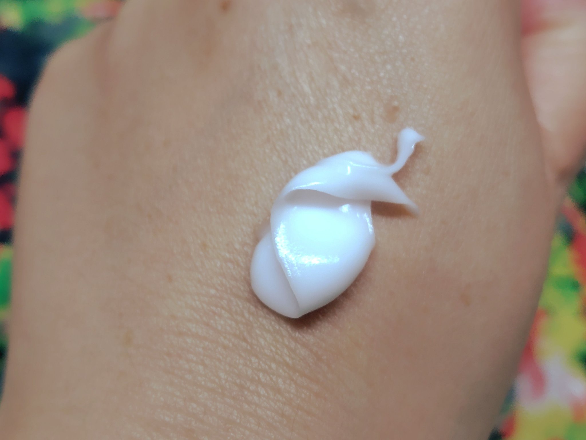 グリーンティー セラミド バリア クリーム​/innisfree/フェイスクリームを使ったクチコミ（3枚目）