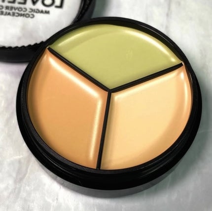 lovelycc マジックカバーチートコンシーラー/LOVELYCC/パレットコンシーラーを使ったクチコミ(1枚目)