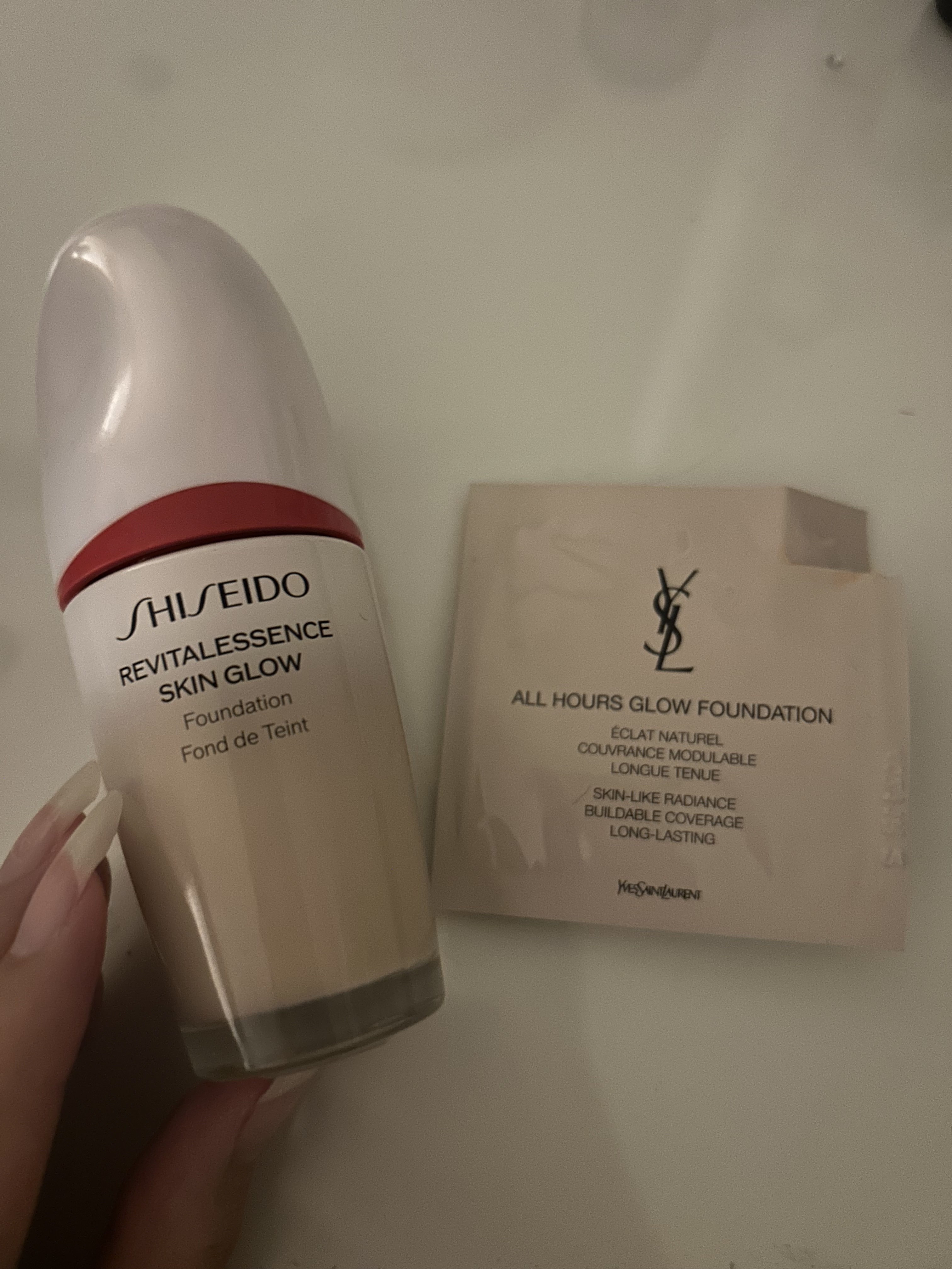 オールアワーズ リキッド グロウ/YVES SAINT LAURENT BEAUTE/リキッドファンデーションを使ったクチコミ（1枚目）