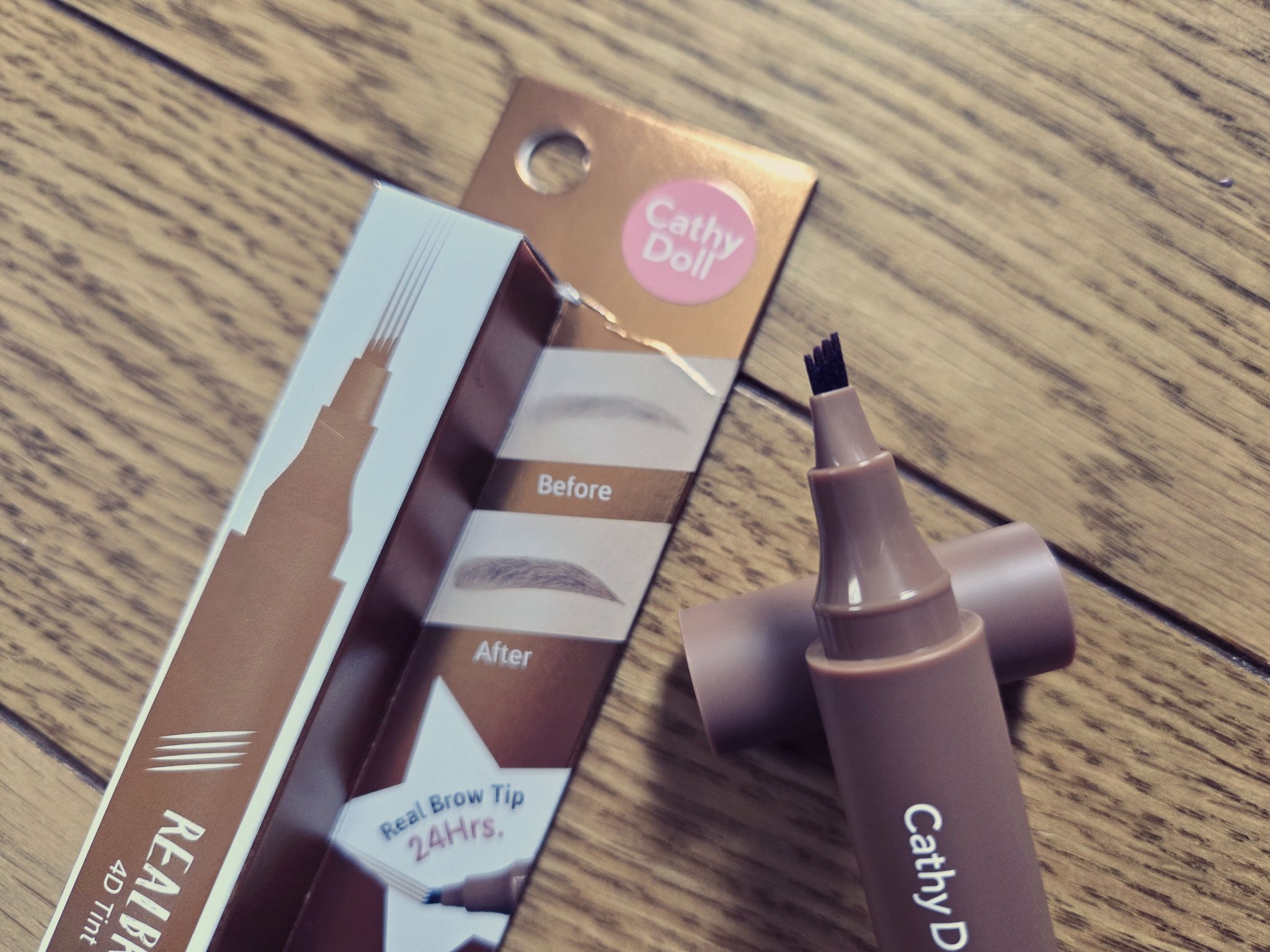 4Dリアル眉ティント 01 LIGHT BROWN/CathyDoll/眉ティントを使ったクチコミ（1枚目）