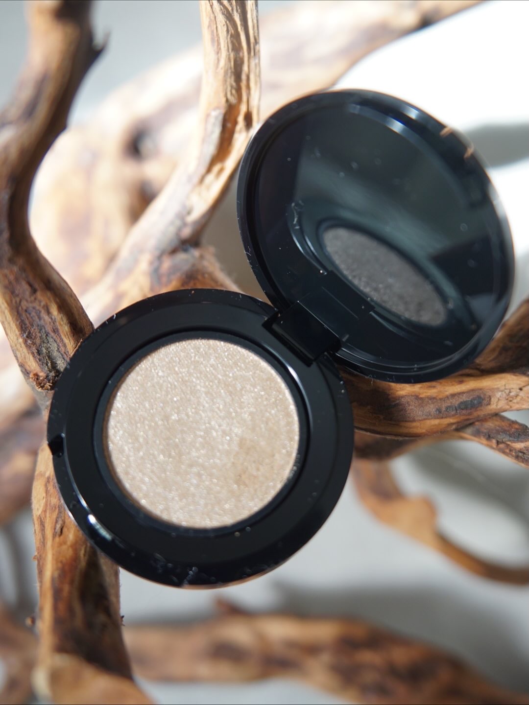 ミネラルスムースシャドー/MiMC/単色アイシャドウを使ったクチコミ（3枚目）