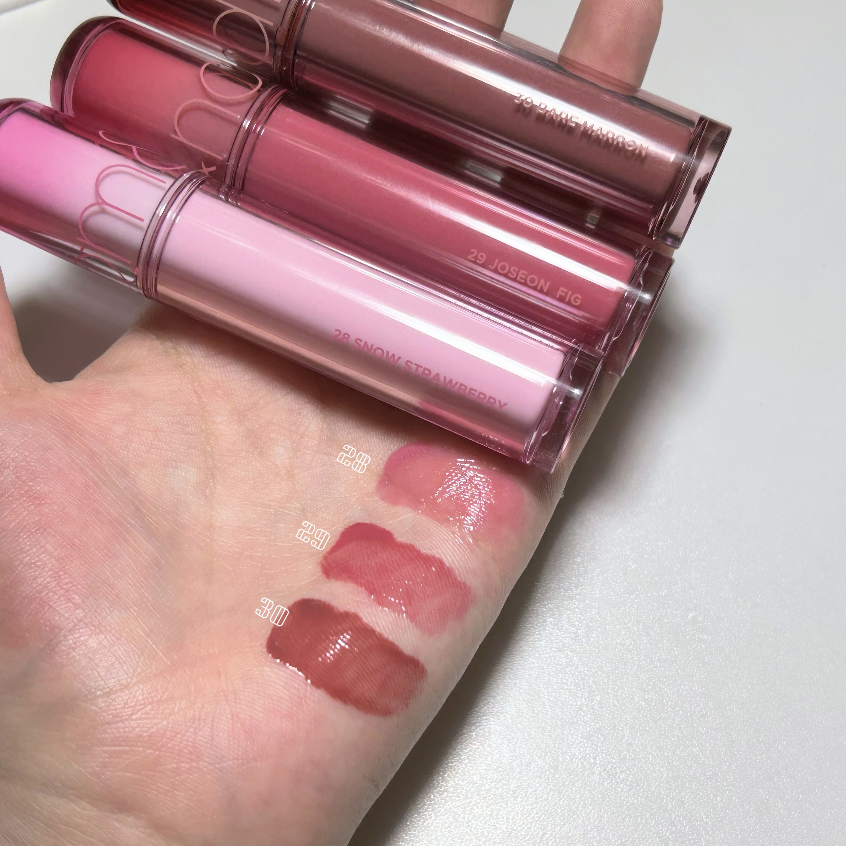 ザ ジューシーラスティングティント 30 ベアマロン/rom&nd/リップティントを使ったクチコミ（3枚目）