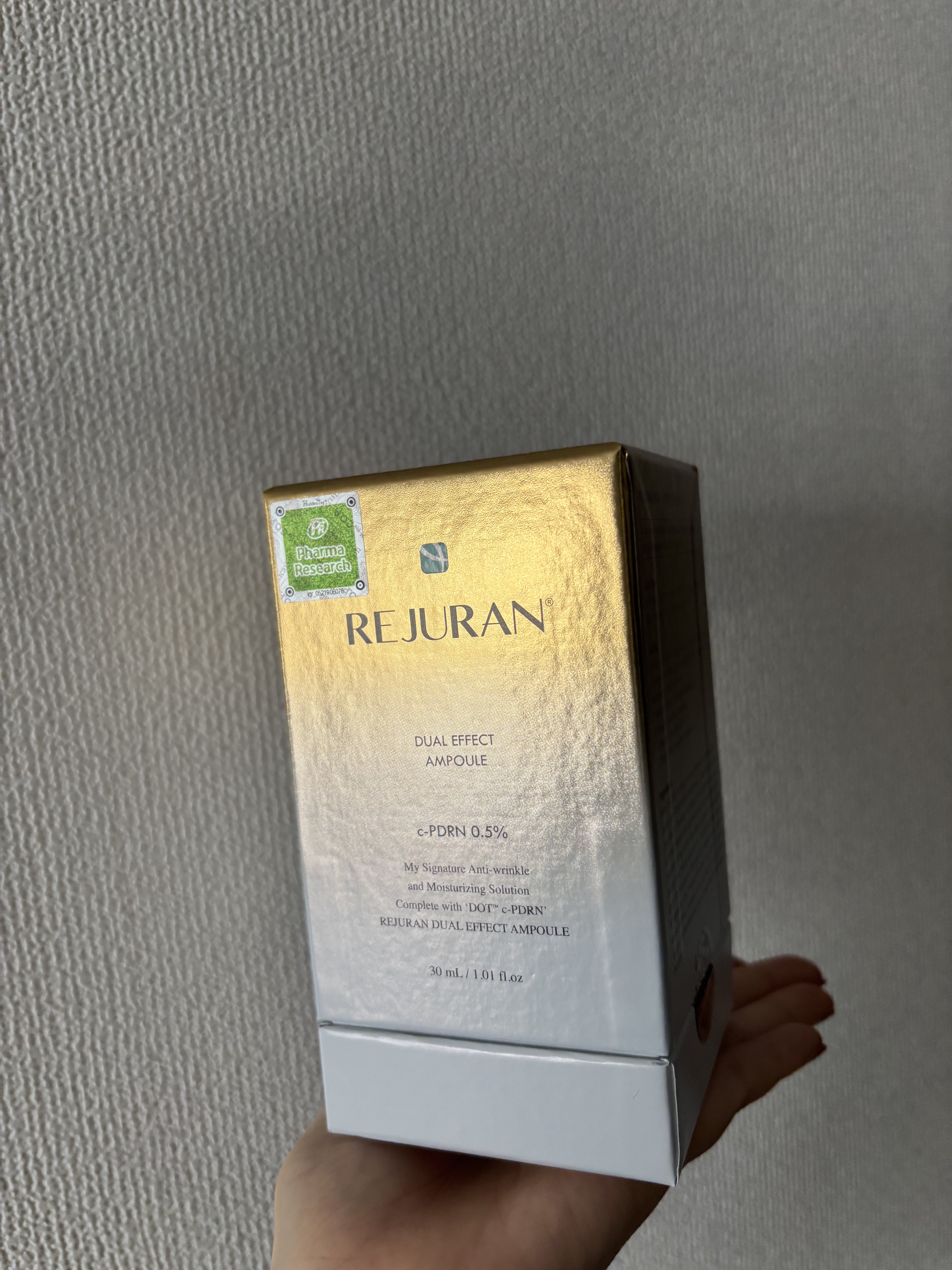 REJURAN COSMETICS
デュアル エフェクト アンプル

🌟 独自技術で完成したオリジナルPDRN*

最初届いたときに箱が豪華すぎてびっくり🫢


ダーイブ前にいただいていたもの👏

美容液大渋滞でやっとこさ
大部分が使