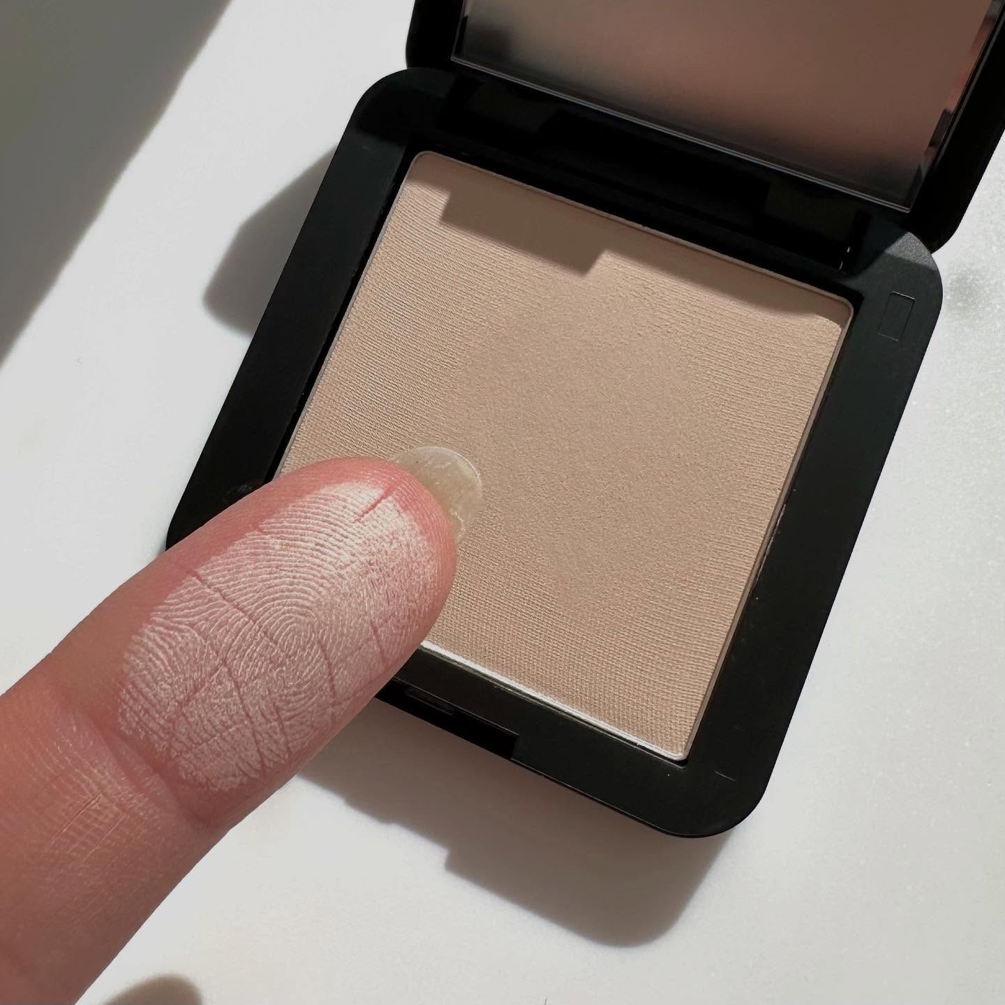 HDスキン プレストパウダー/MAKE UP FOR EVER/プレストパウダーを使ったクチコミ（2枚目）