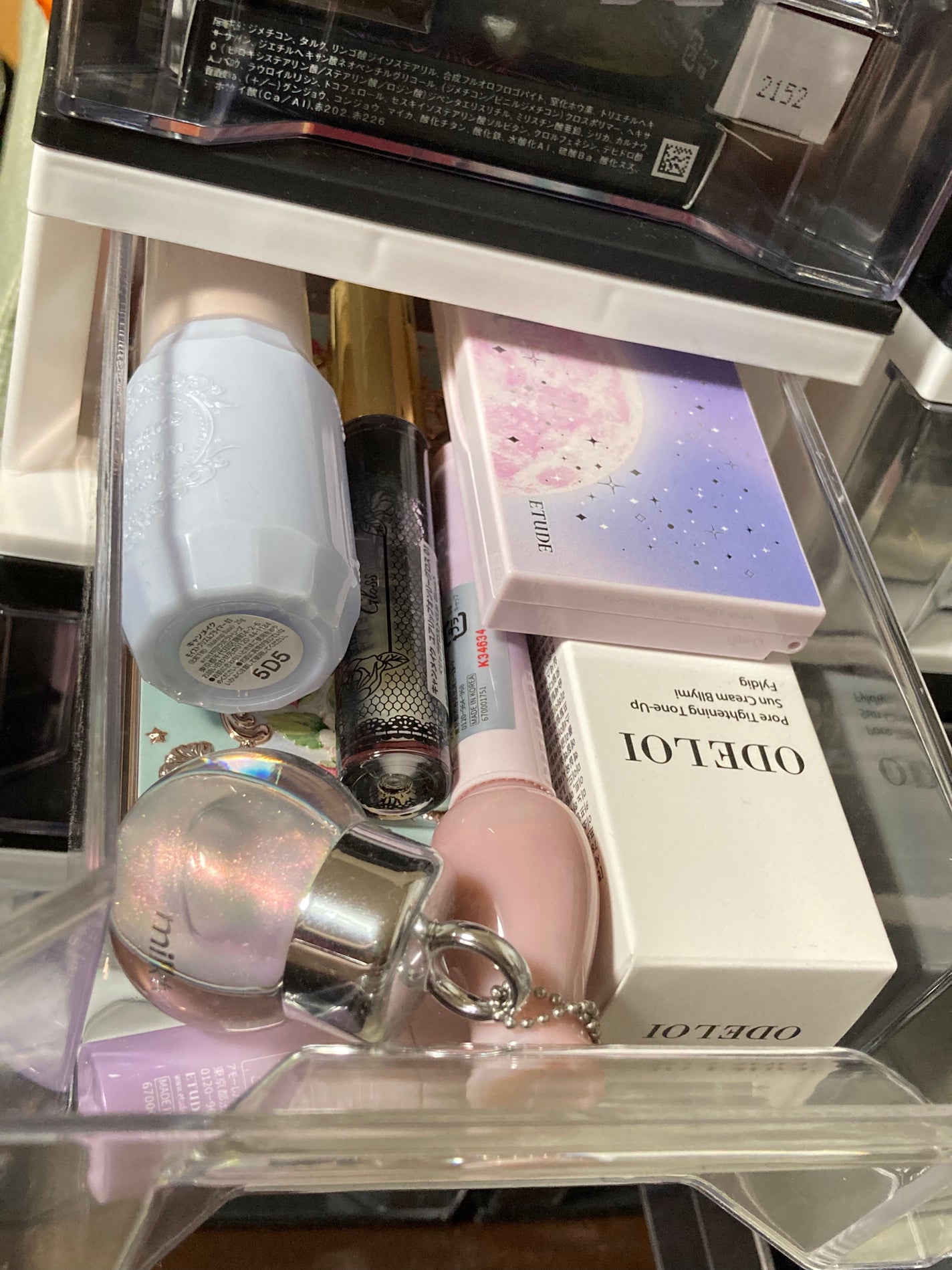 ノンノン on LIPS 「10月19日 今日の投稿になります✨只今、衣替えと大掃除中🧹バ..」(4枚目)