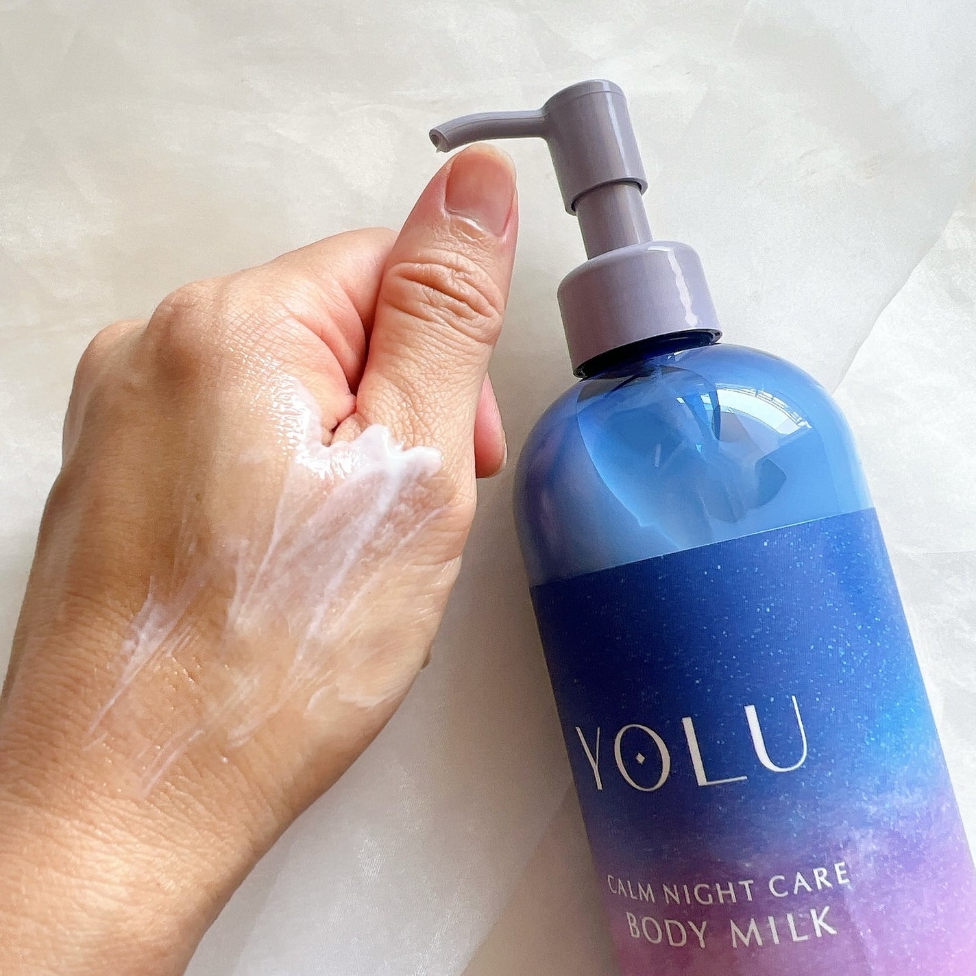 カームナイトケアボディミルク/YOLU/ボディミルクを使ったクチコミ(3枚目)