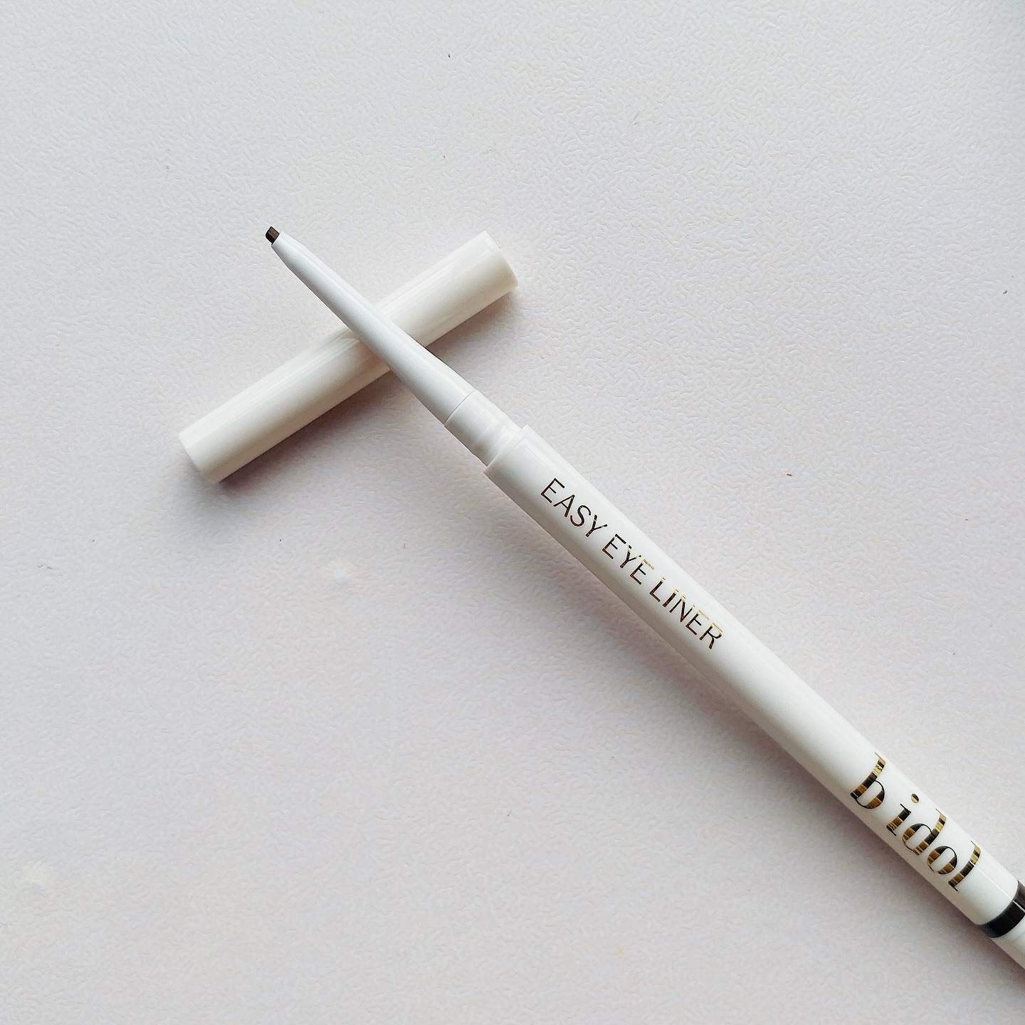 イージーeyeライナーR/b idol/ペンシルアイライナーを使ったクチコミ（2枚目）