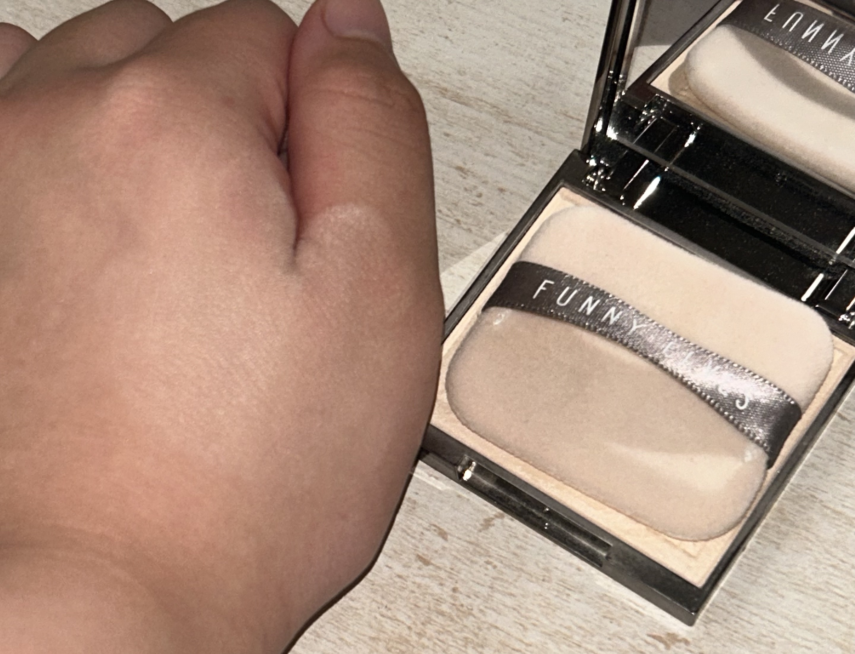 Funny Elves mini set A/FUNNY ELVES方里/メイクアップキットを使ったクチコミ（3枚目）