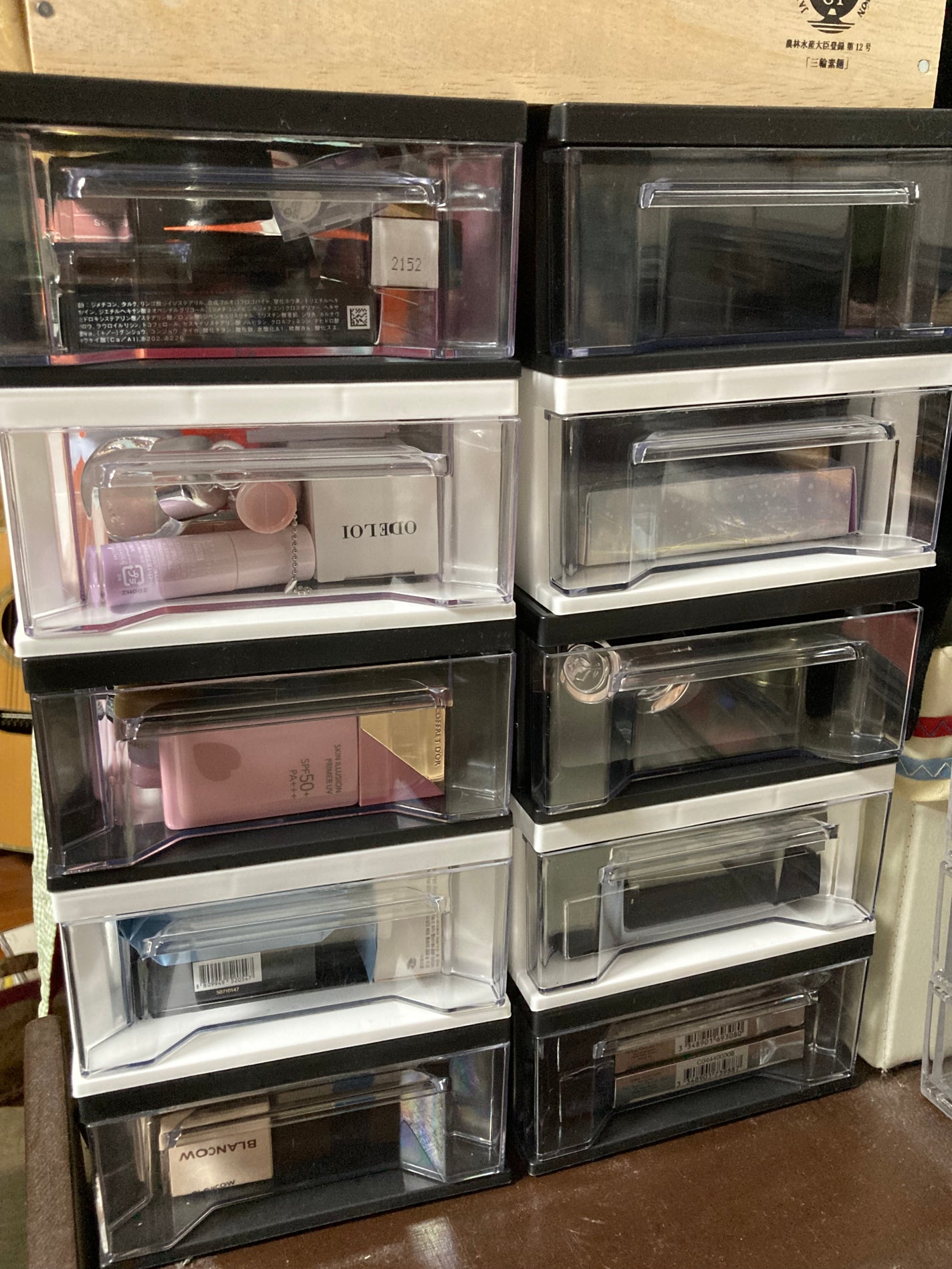 ノンノン on LIPS 「10月19日 今日の投稿になります✨只今、衣替えと大掃除中🧹バ..」(3枚目)