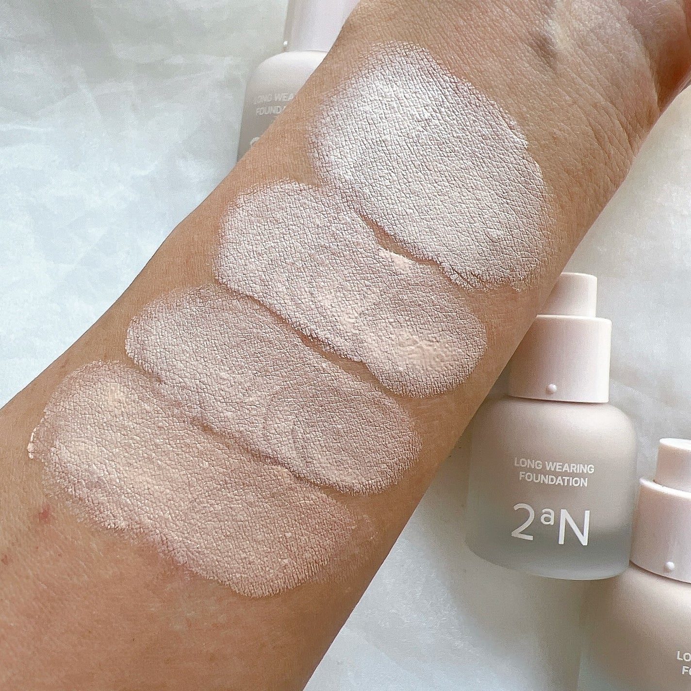 ロングウェアリング ファンデーション ミニ/2aN/リキッドファンデーションを使ったクチコミ(6枚目)