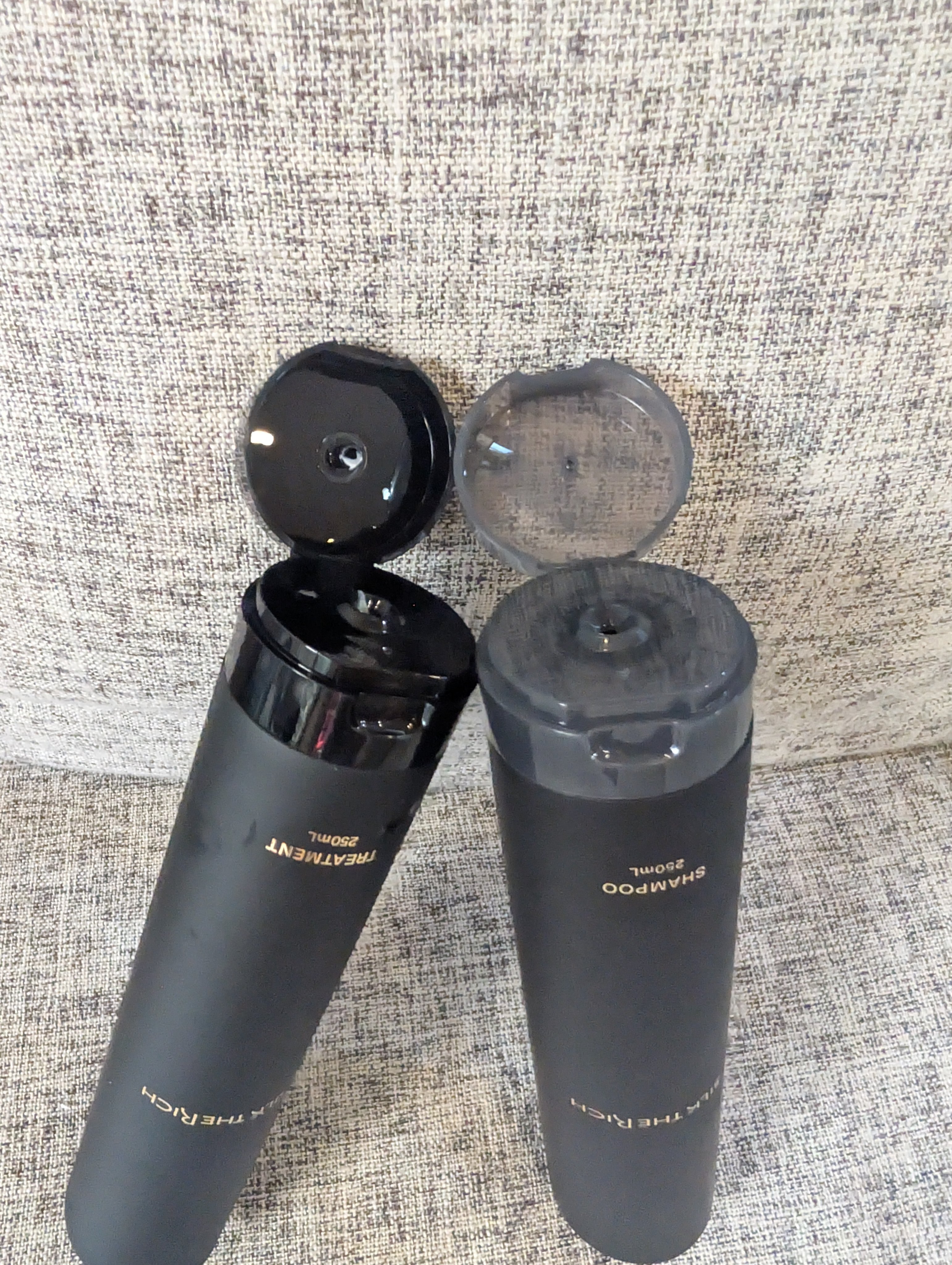 SILK THE RICH スカルプ&リペア シャンプー・トリートメント/SILK THE RICH/市販シャンプーを使ったクチコミ（2枚目）