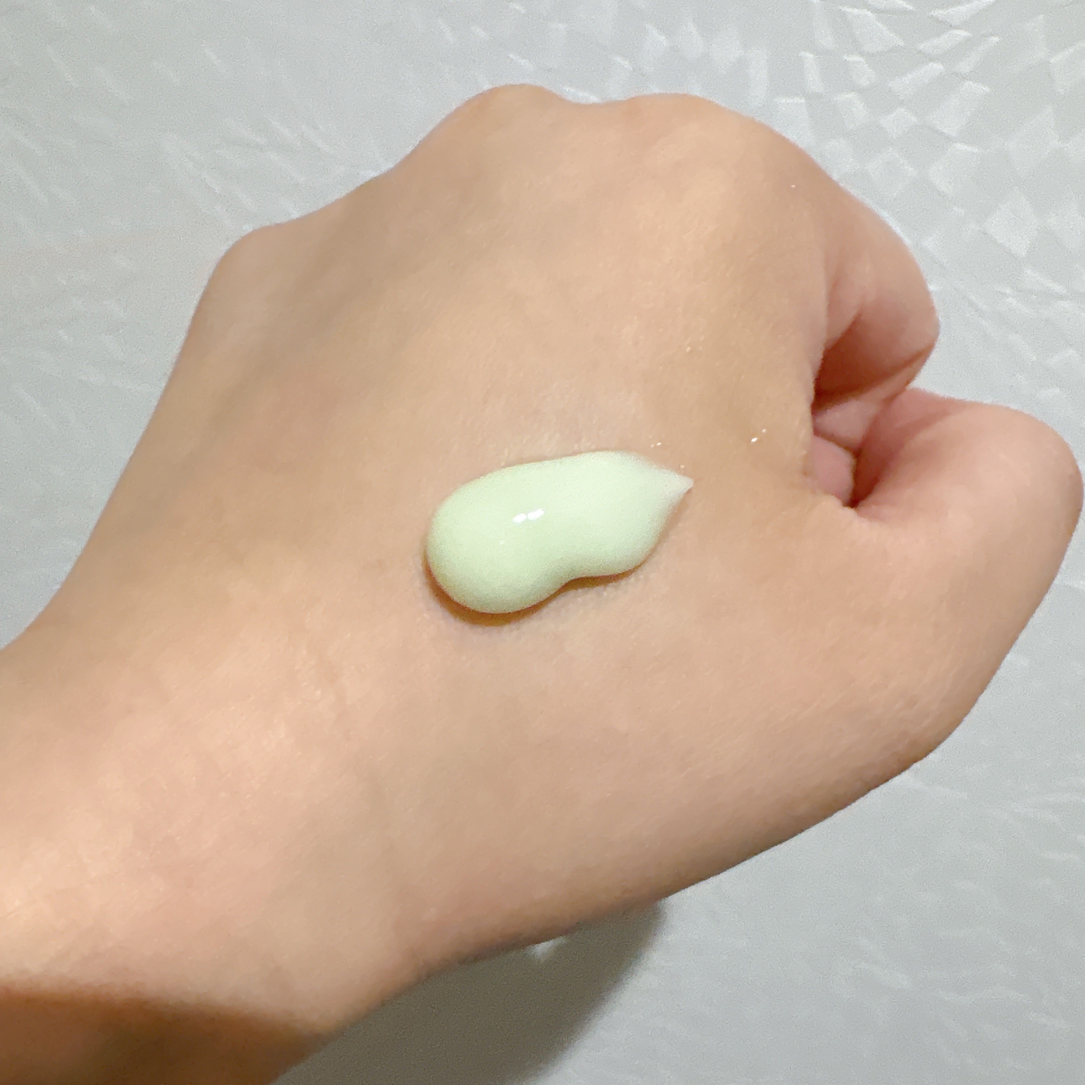 MEDICUBE エクソソームシカクリームのクチコミ「✔︎MEDICUBE
エクソソームシカクリーム



medicubeの肌荒れ鎮静系のクリーム.....」（2枚目）