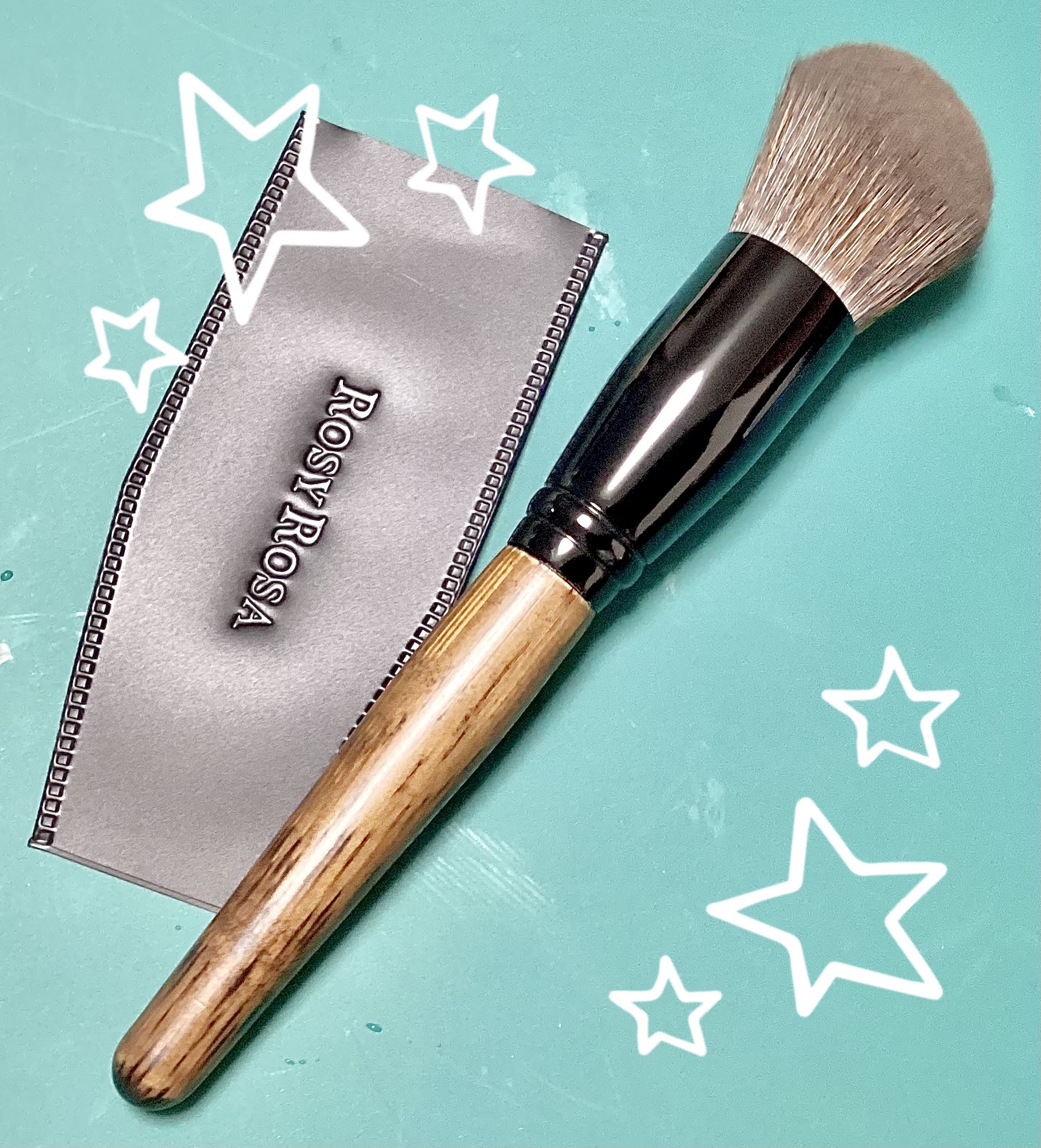 パウダーブラシEX〈アングルド〉/ロージーローザ/メイクブラシを使ったクチコミ（2枚目）