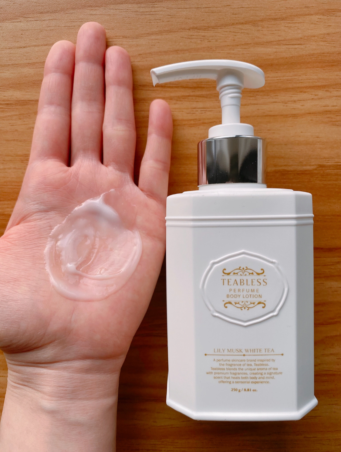 パフュームボディローション リリィムスクホワイトティー/TEABLESS/ボディローションを使ったクチコミ（3枚目）