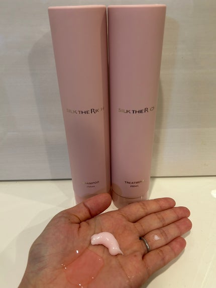 ザ・リッチ ハイモイスト&リペア シャンプー/トリートメント/SILK THE RICH/市販シャンプーを使ったクチコミ(2枚目)