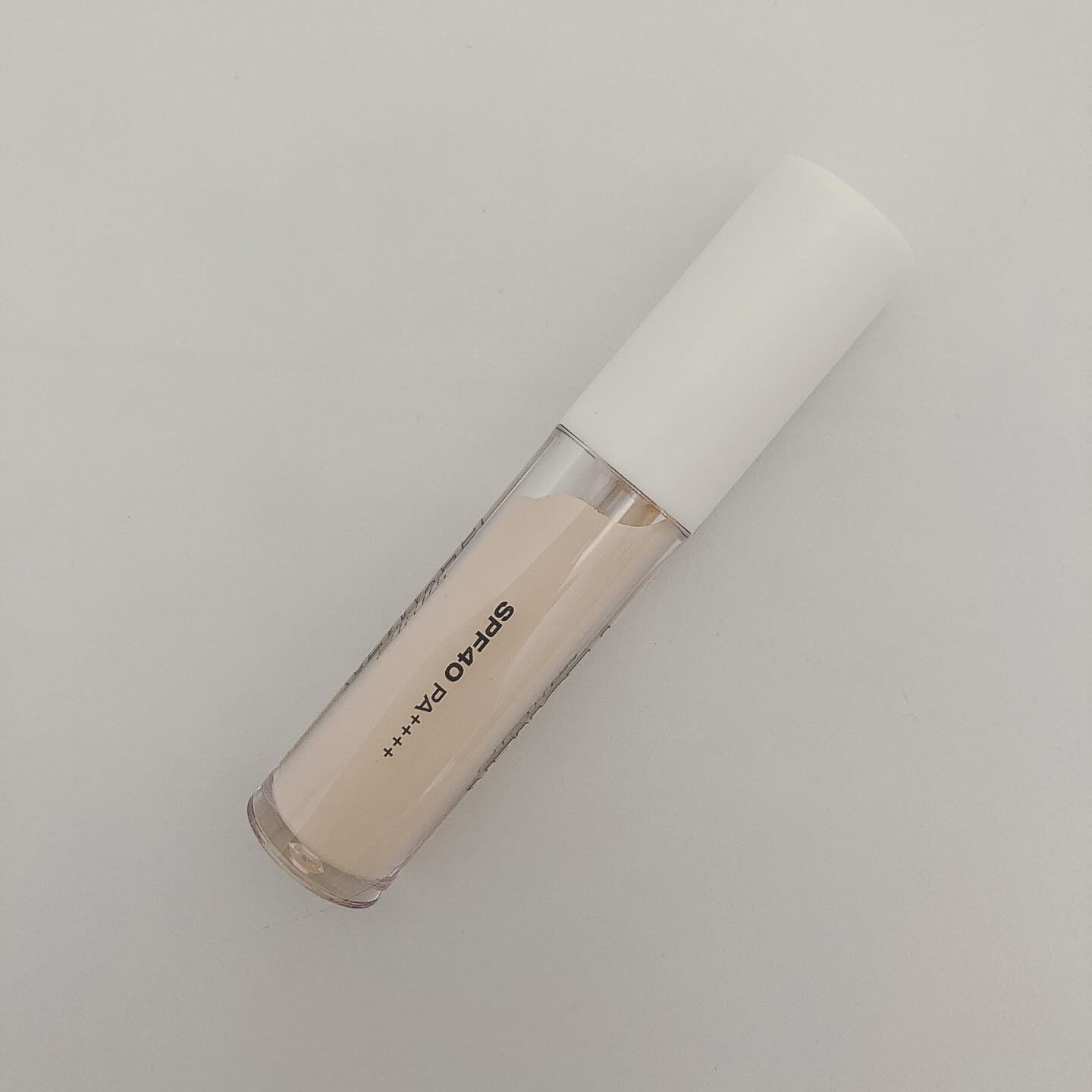 ザ･フラワーショップ コンシーラー ライトベージュ/THE FLOWER SHOP/リキッドコンシーラーを使ったクチコミ（2枚目）