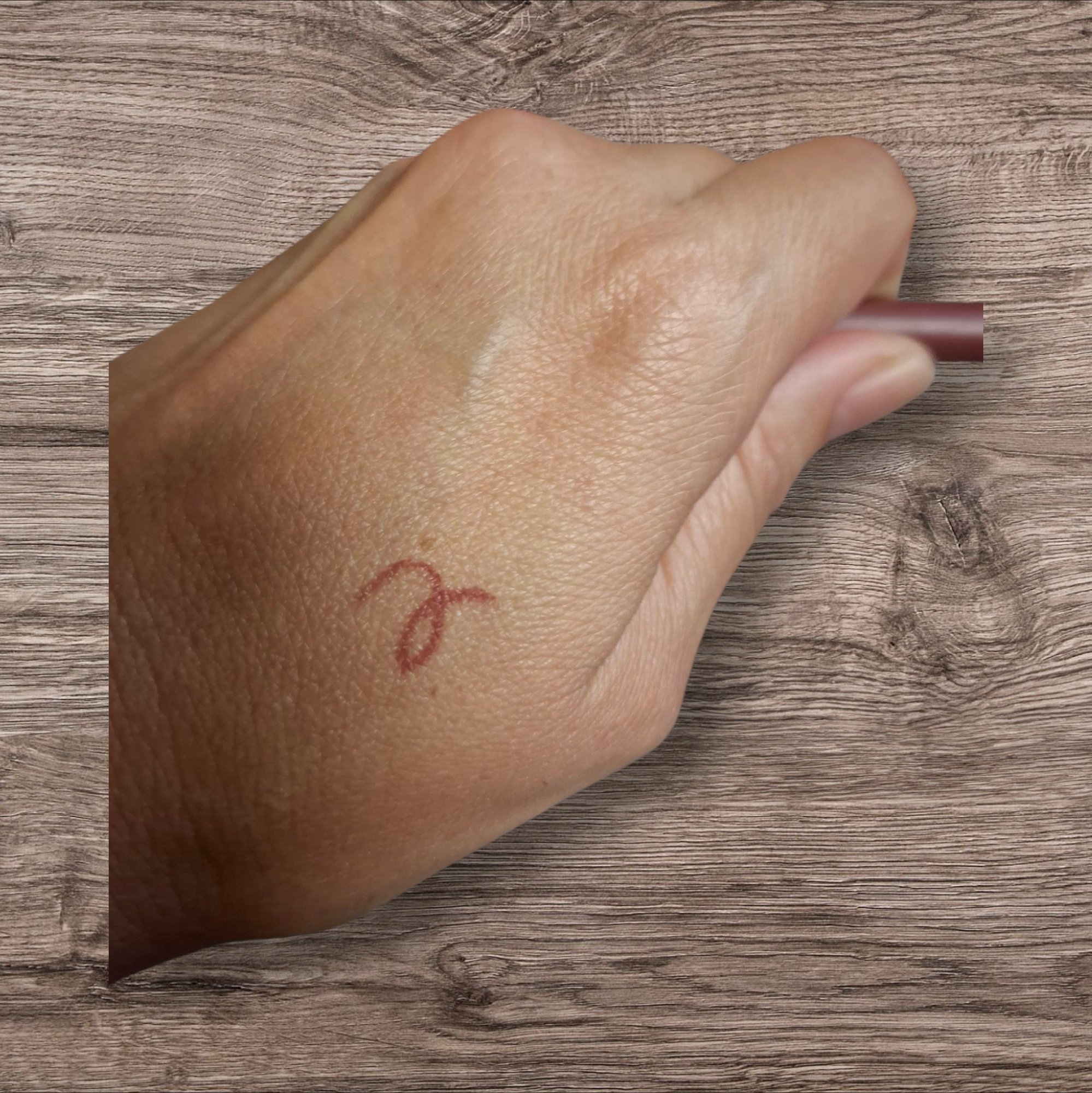 エテュセ ラスティング ジェルライナー P01 ヴァンテージアンバー/ettusais/ジェルアイライナーを使ったクチコミ（2枚目）