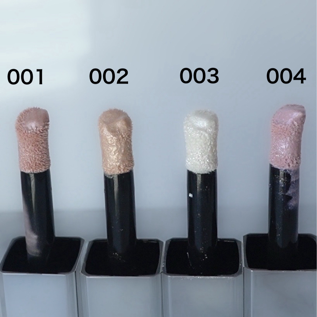 レブロン グロウ ハイライター 003 ダイヤモンド ホワイト/REVLON/リキッドハイライトを使ったクチコミ（3枚目）