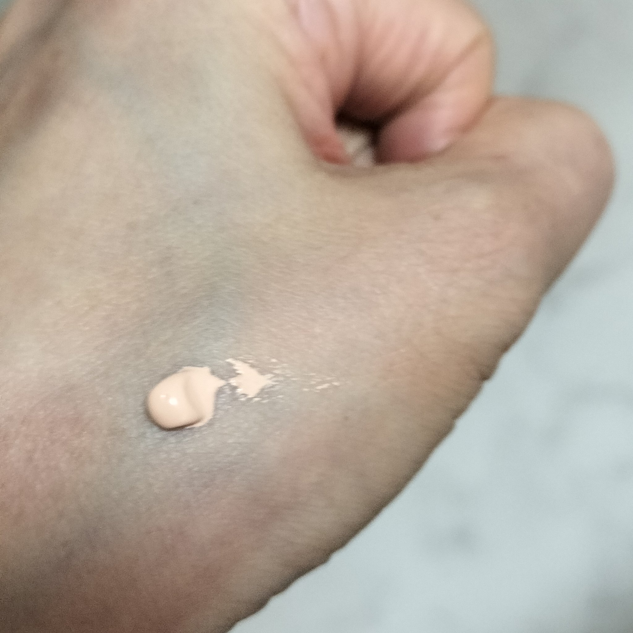 ウォータフルトーンアップサンクリーム（カバーベージュ）/ダルバ/日焼け止め・UVケアを使ったクチコミ（2枚目）